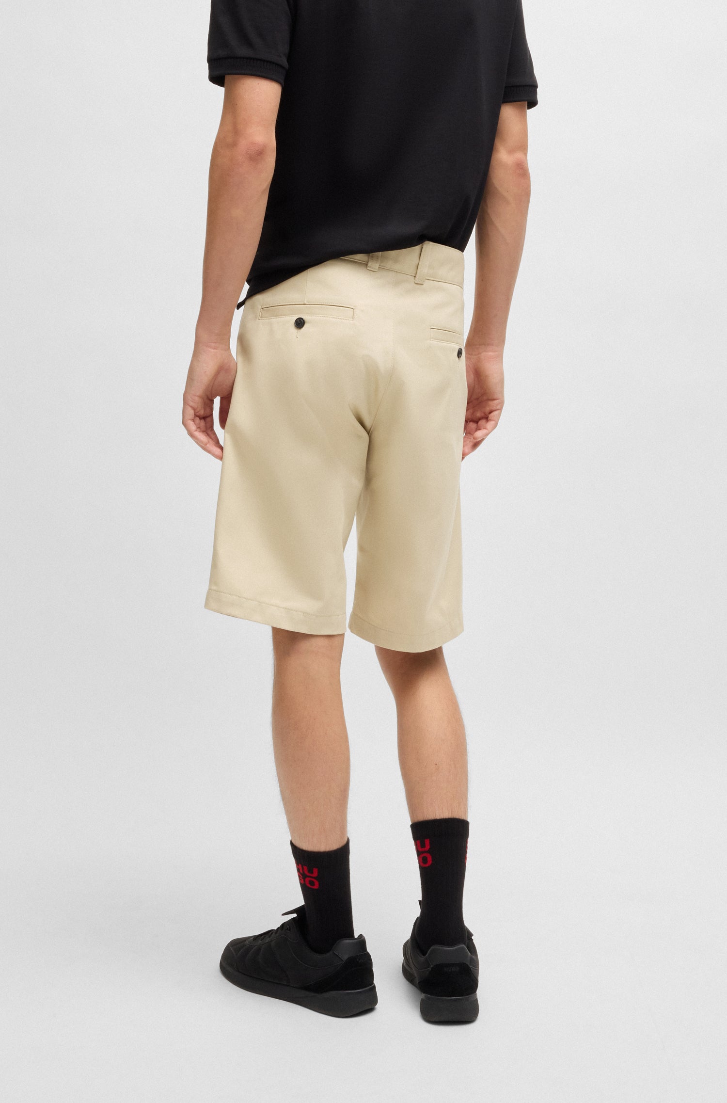 OPEN WHITE // SHORTS DARIK241