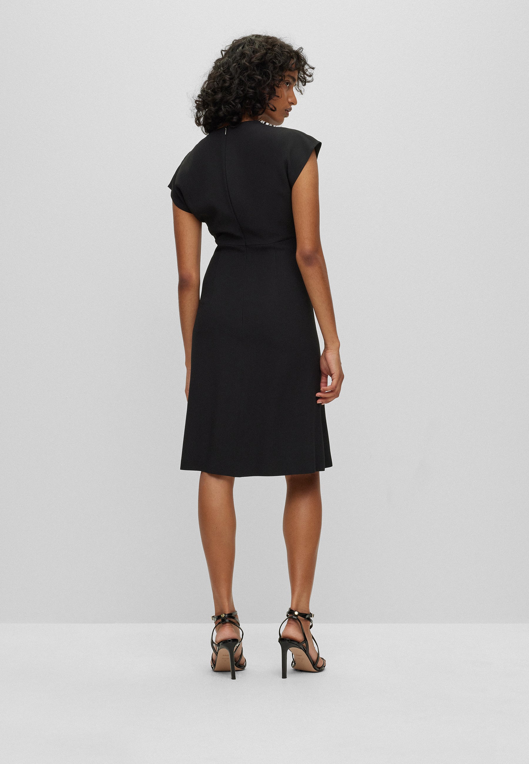 BLACK // BUSINESS DRESSES DEBRANY2