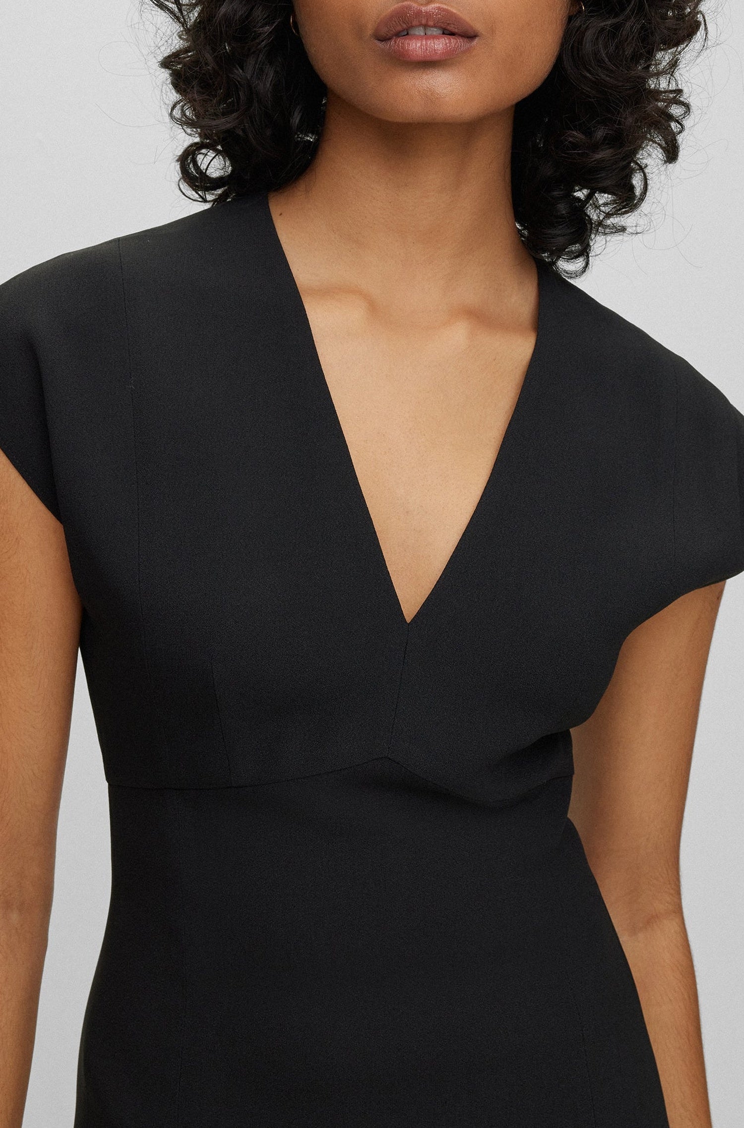 Robe Debrany - Black