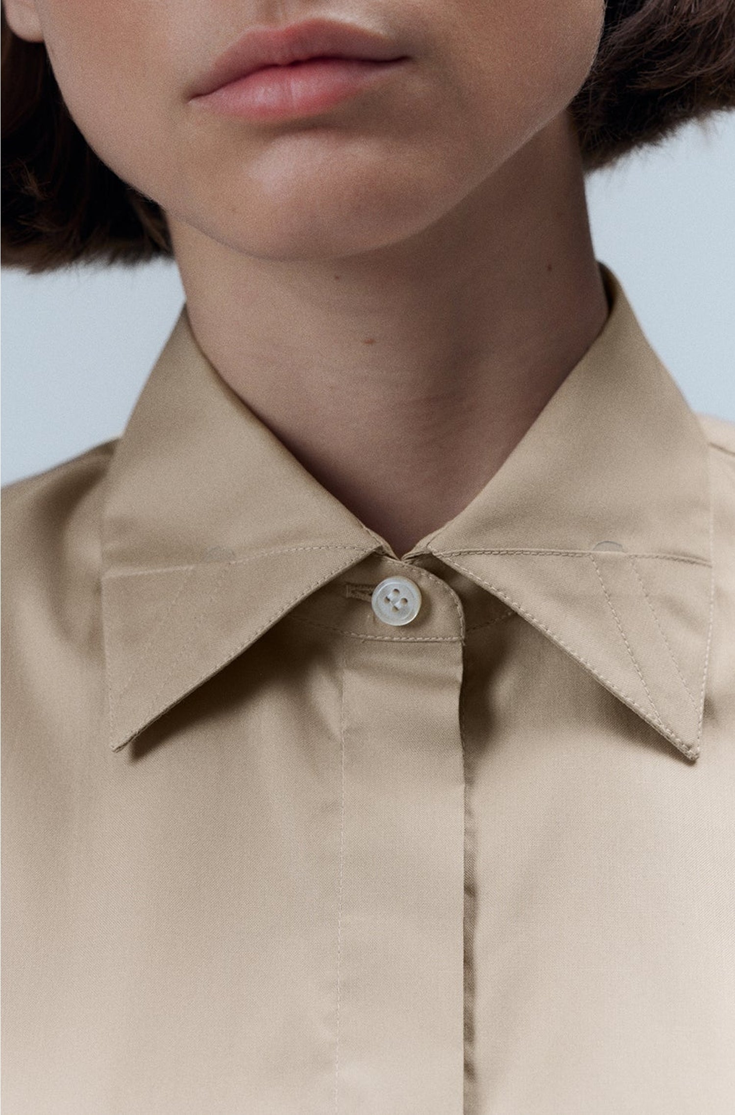 OPEN BEIGE // TAILORED BLOUSES BAGARI