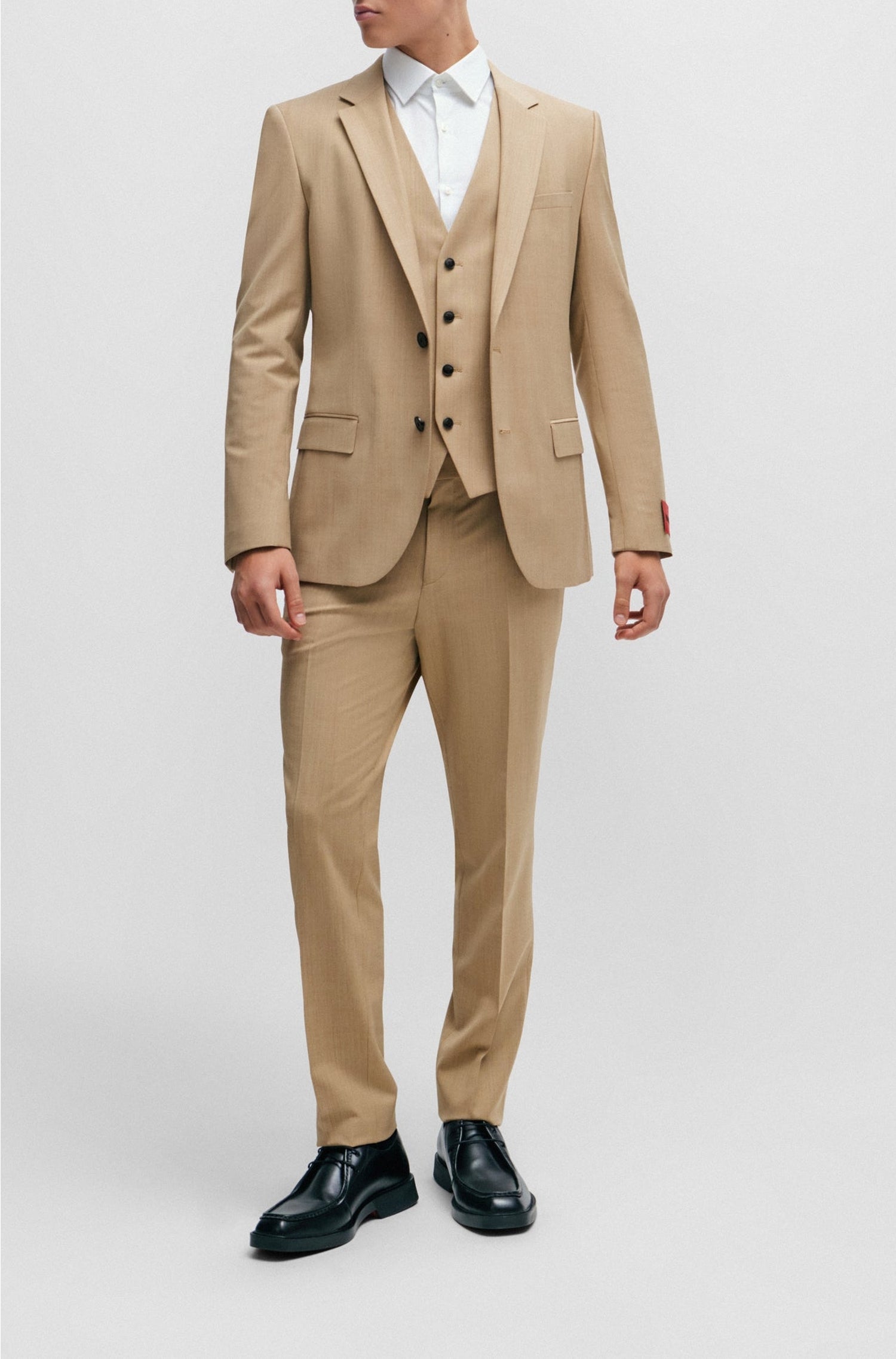 MEDIUM BEIGE // WAISTCOATS VIN224