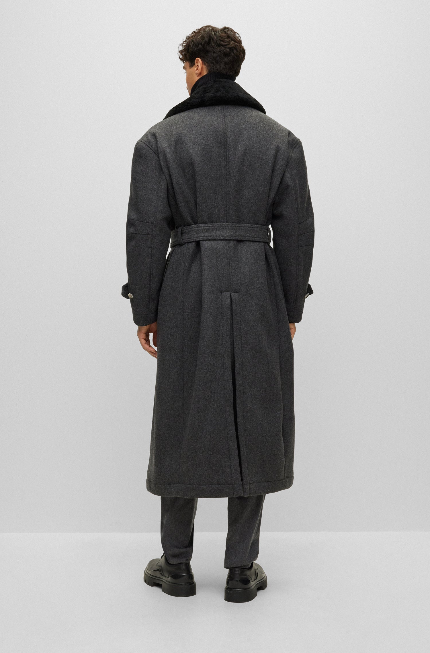 H coat in wool - Medium Grey
