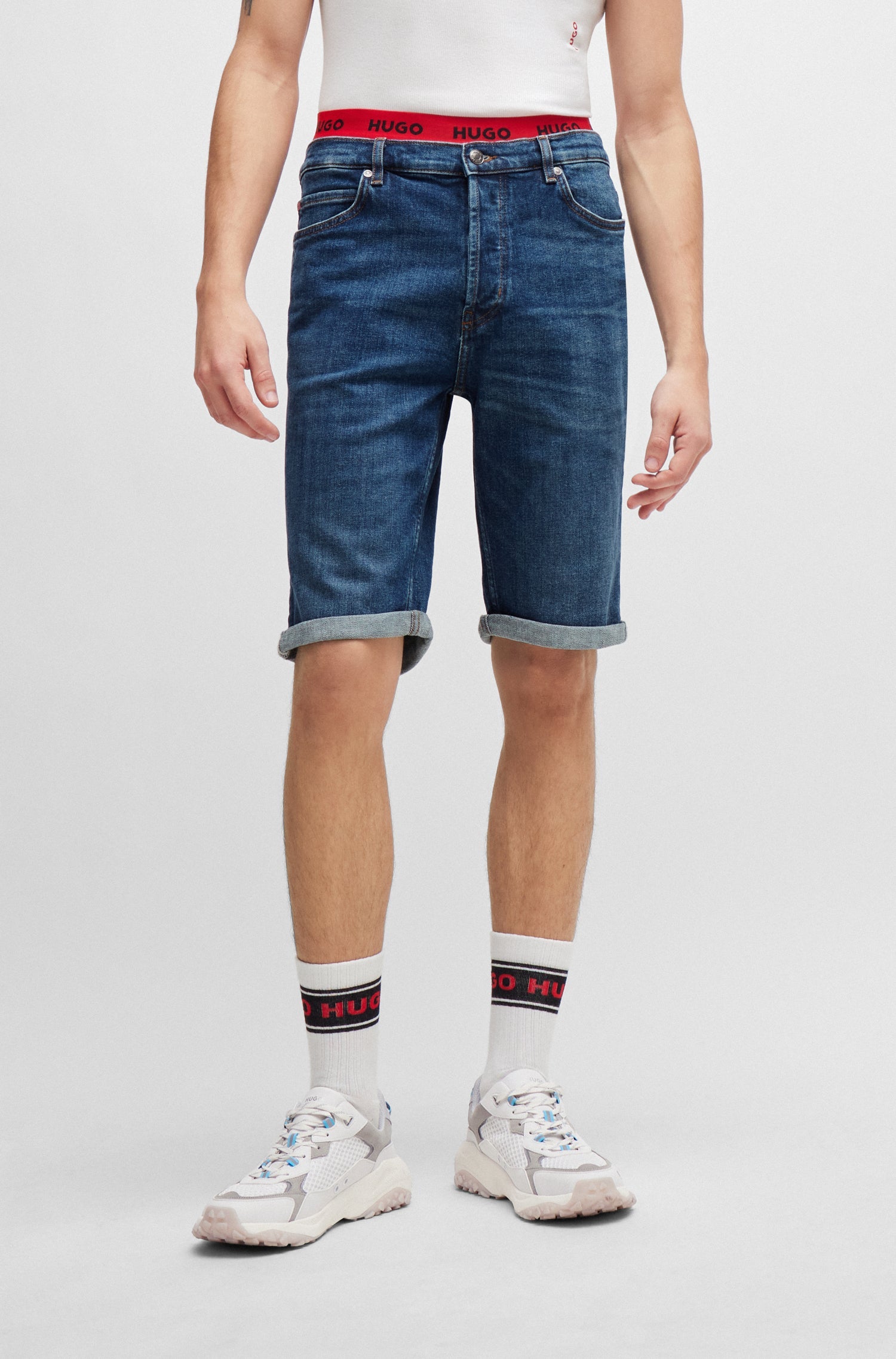 MEDIUM BLUE // JEANS HUGO 634/S