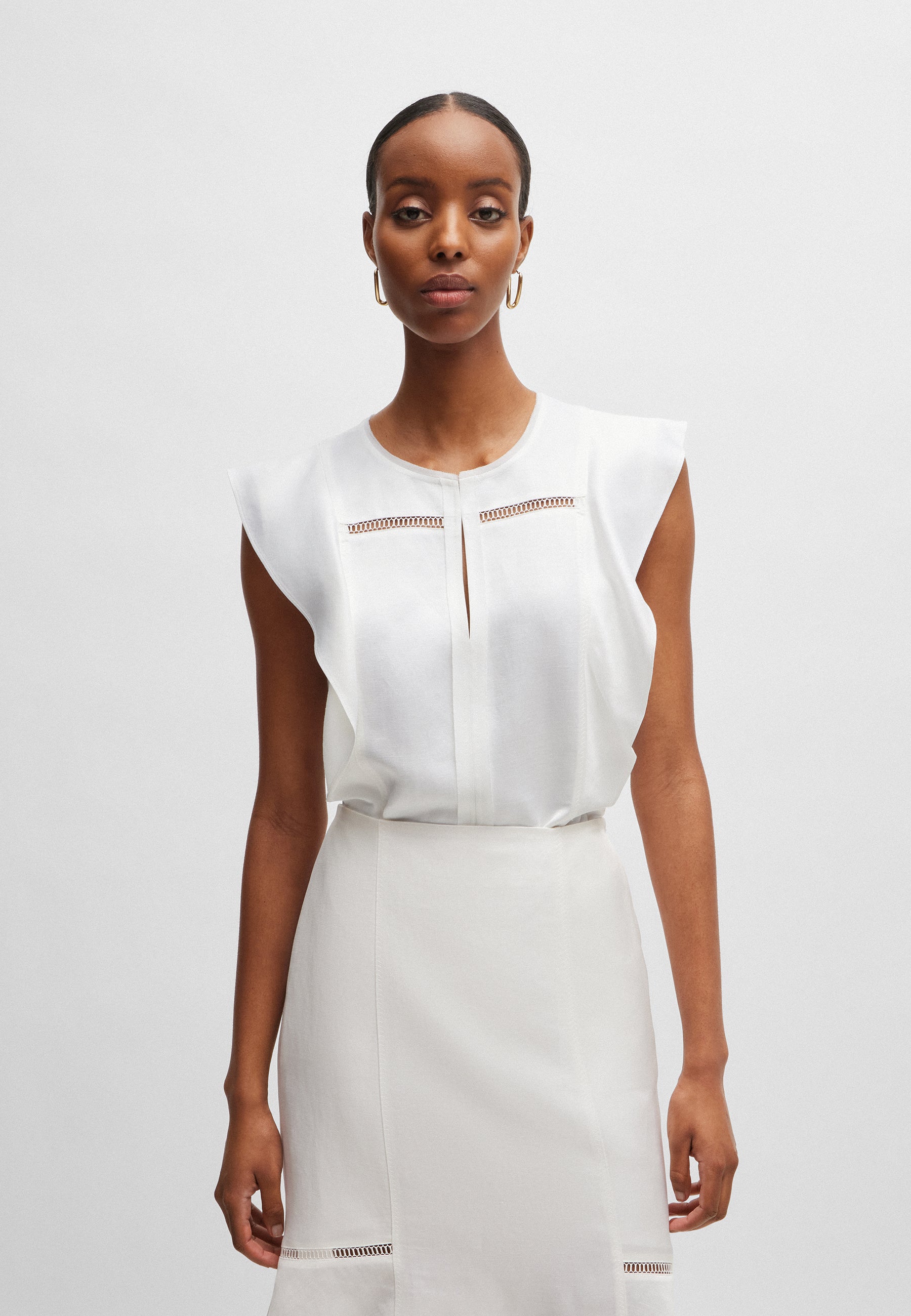 WHITE // TAILORED BLOUSES BILEINA