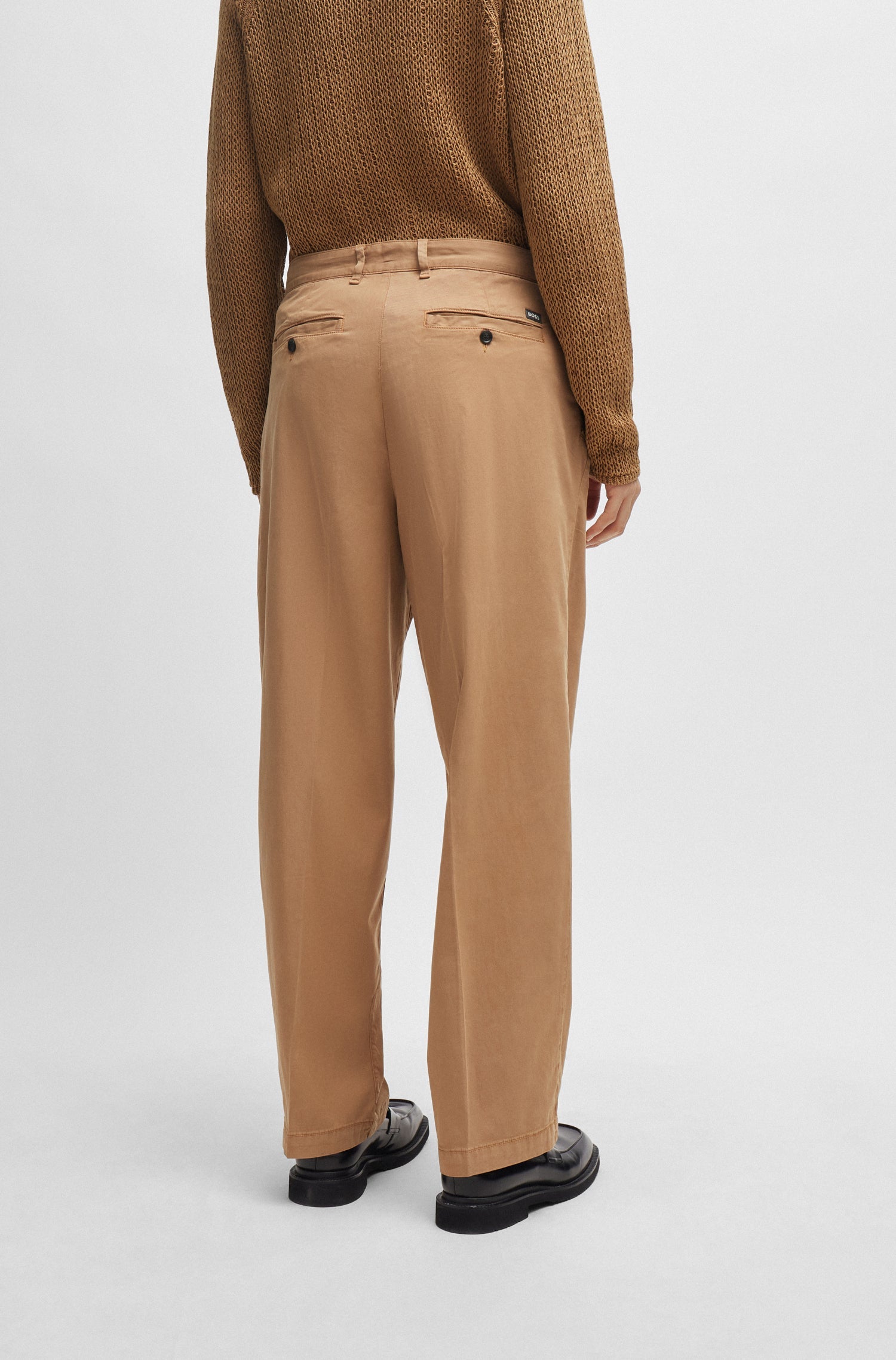 DARK BEIGE // CASUAL TROUSERS KAIDEN-DPL