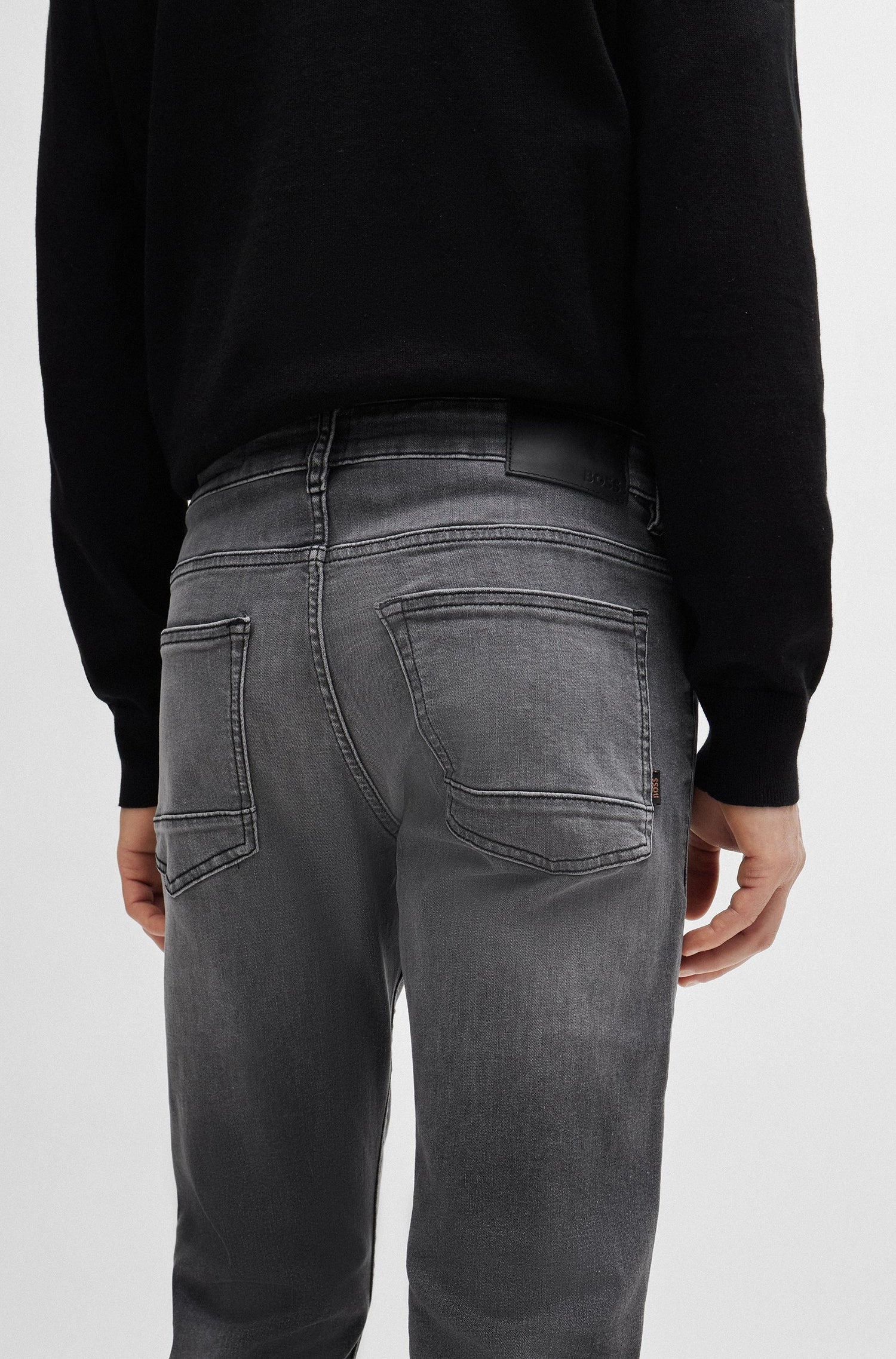 Jean Delaware - Medium Grey