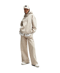 OPEN WHITE // SWEATSHIRTS ERKUNDEN