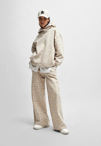 OPEN WHITE // SWEATSHIRTS ERKUNDEN