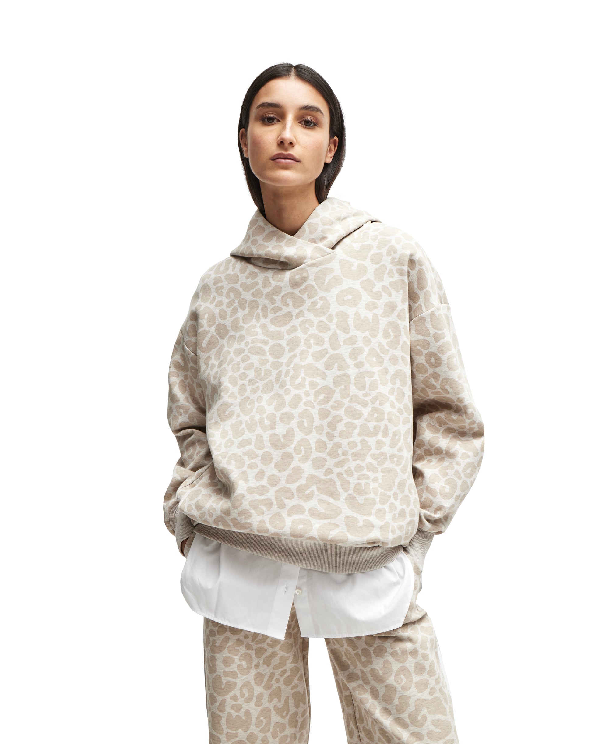OPEN WHITE // SWEATSHIRTS ERKUNDEN