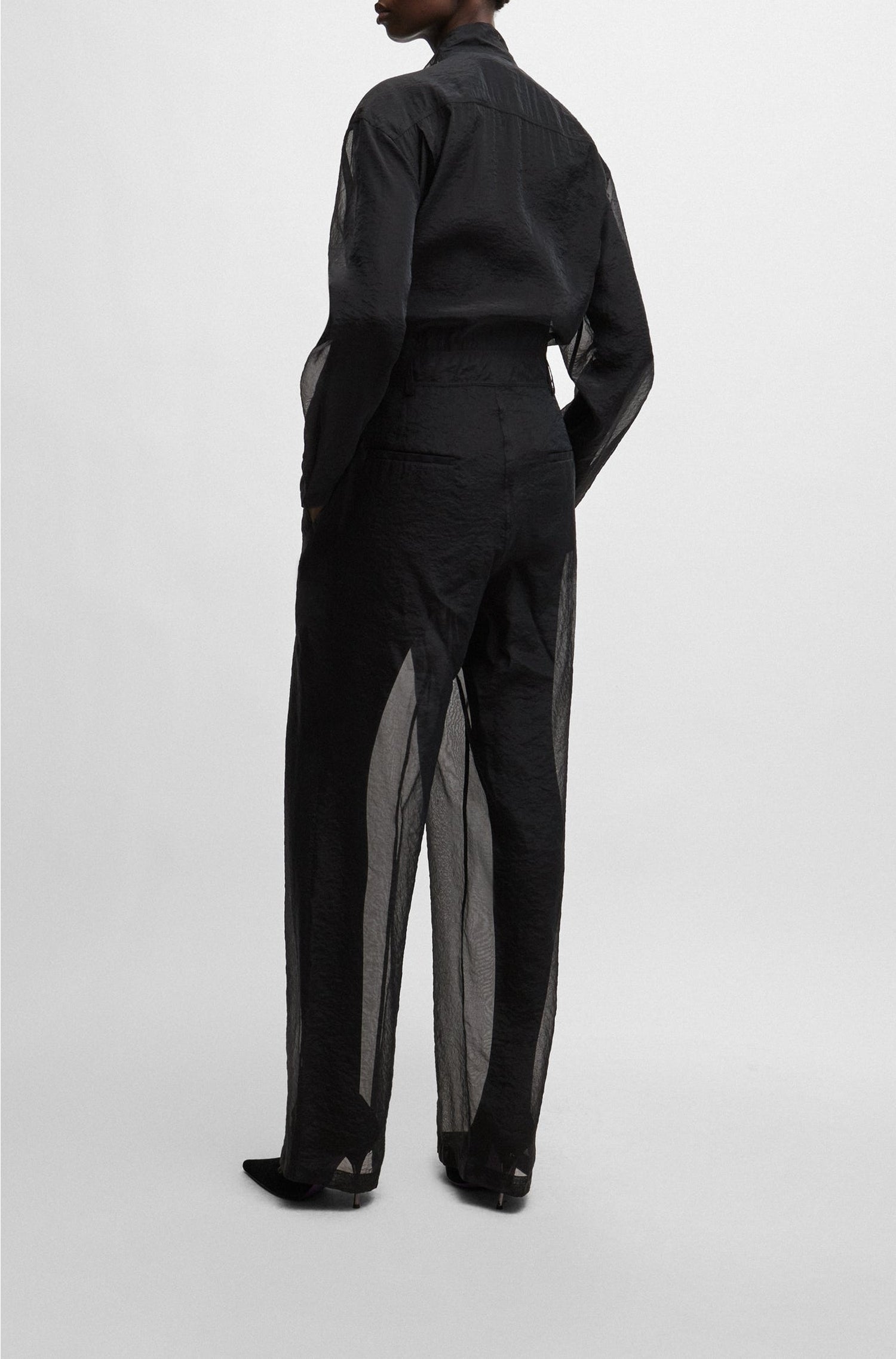 BLACK // DRESSES DEPARTED
