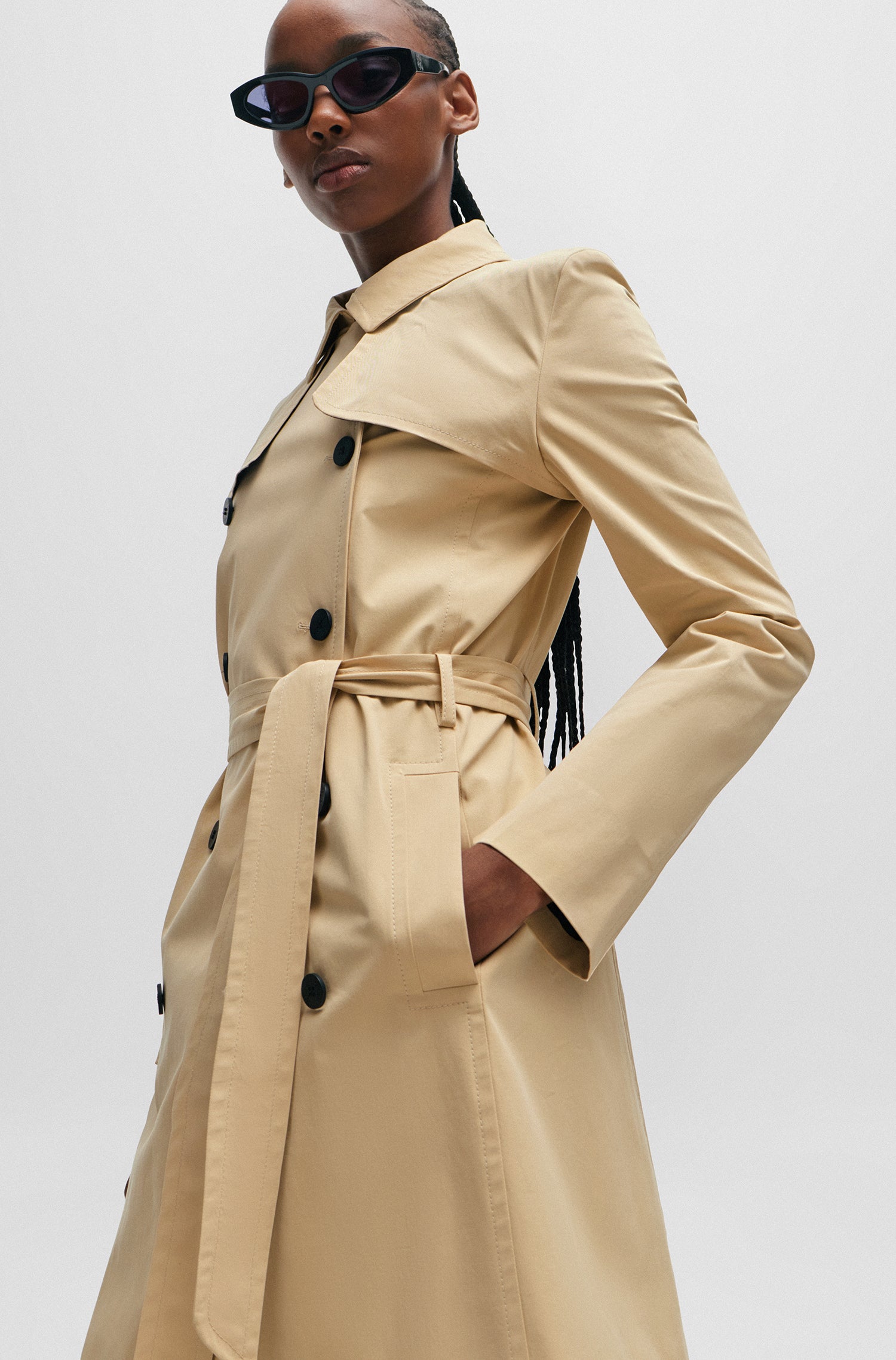 OPEN BEIGE // TRENCHCOATS MAKARAS-2
