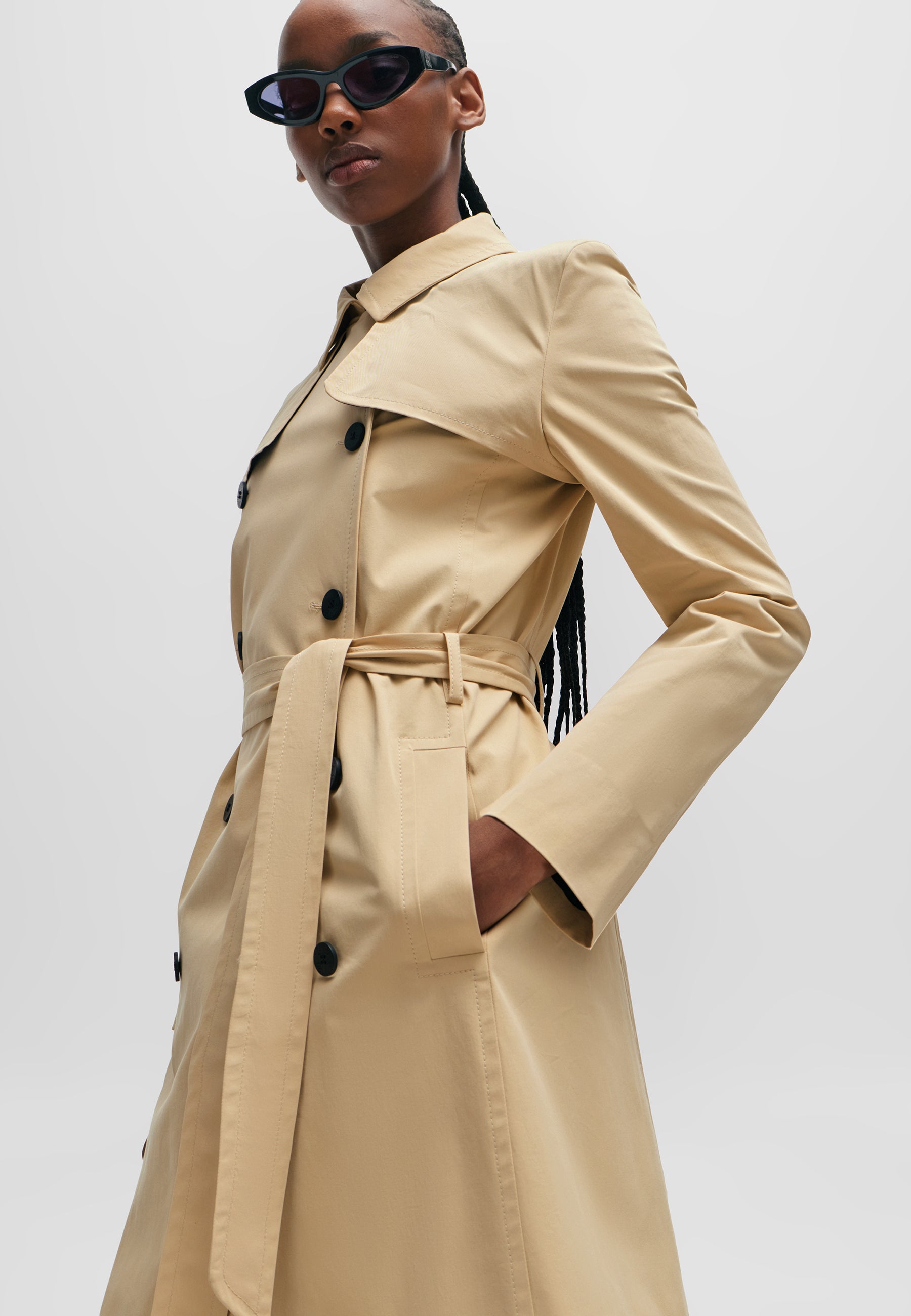 OPEN BEIGE // TRENCHCOATS MAKARAS-2