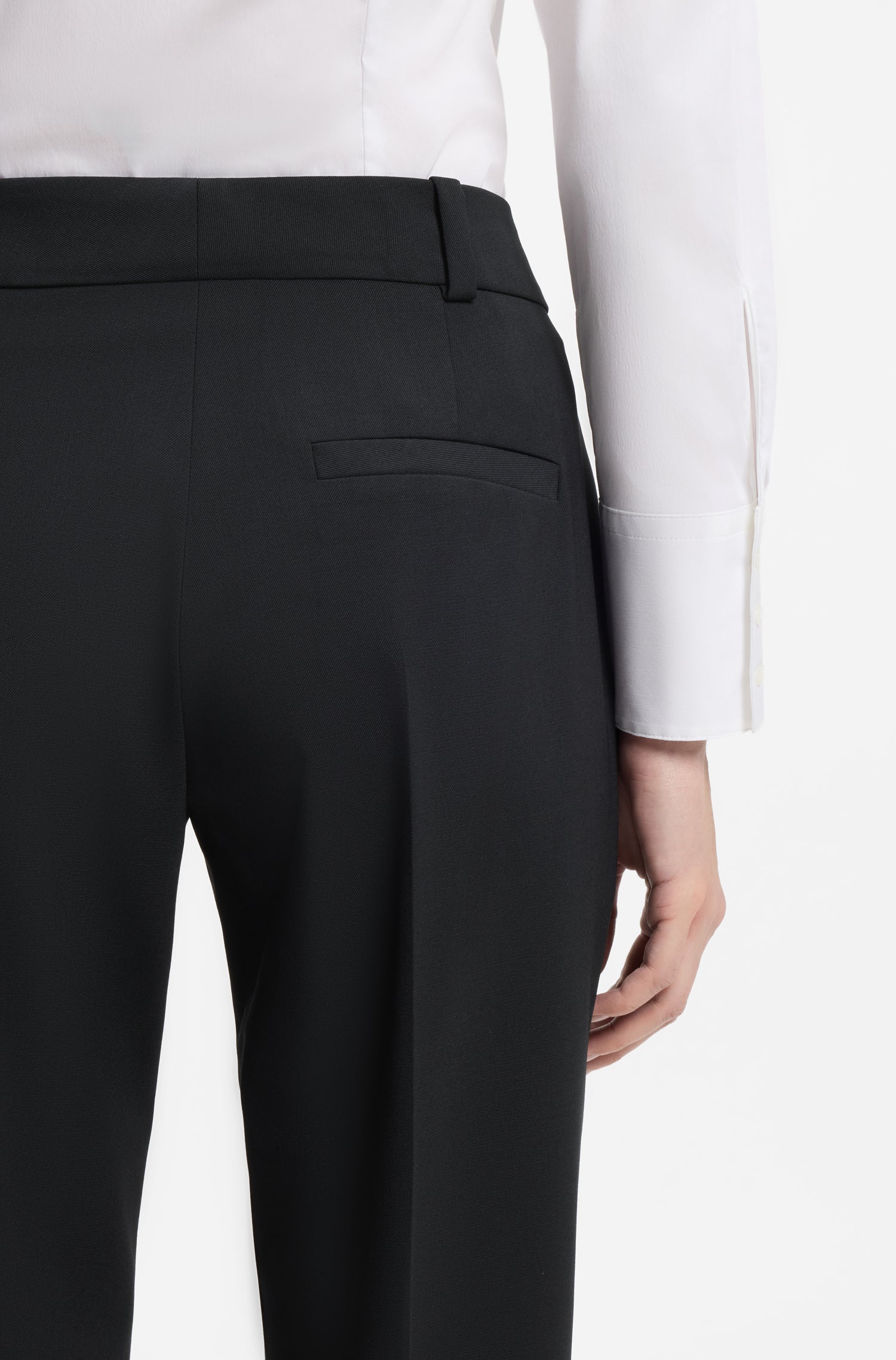 BLACK // FORMAL TROUSERS HETANA