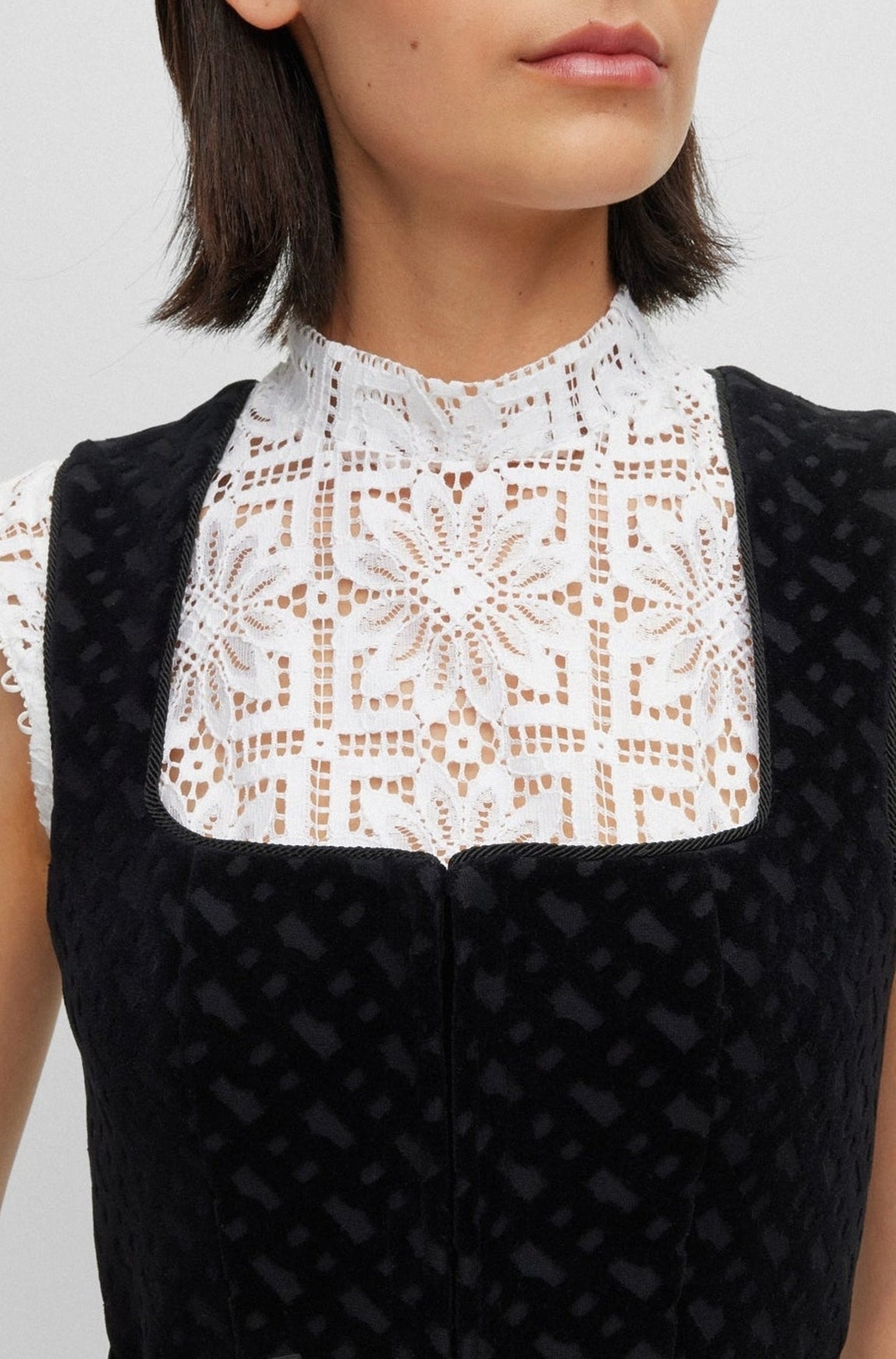 Top Carin - White