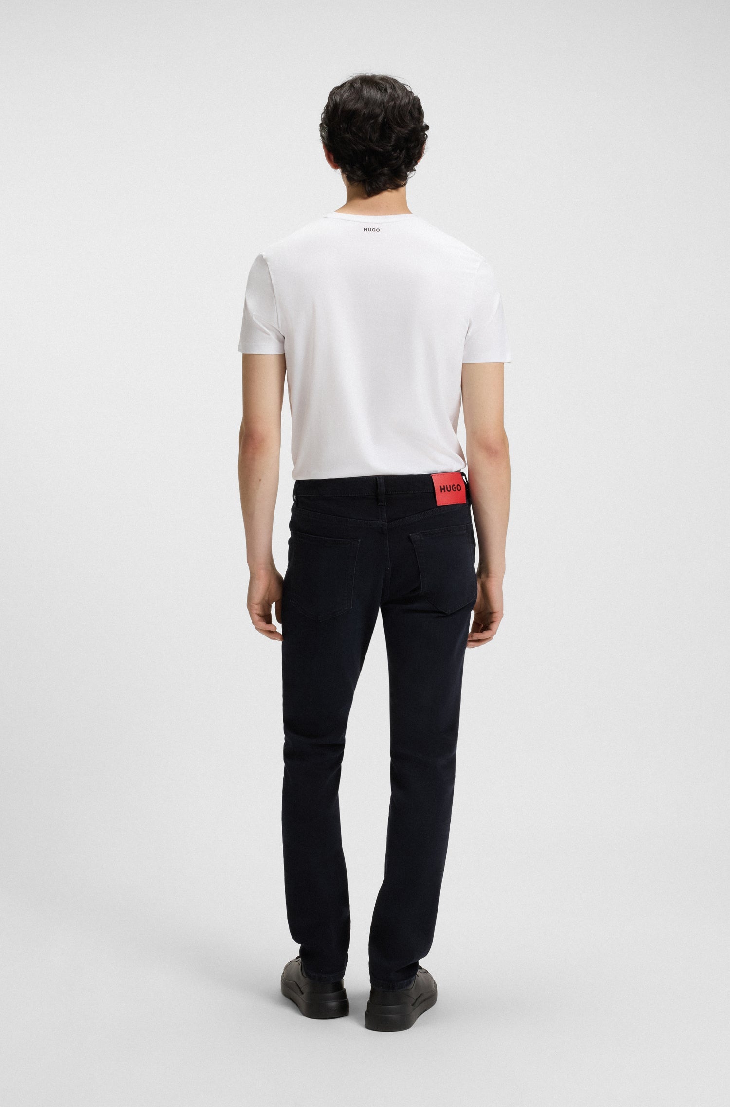 DARK BLUE // JEANS HUGO 734