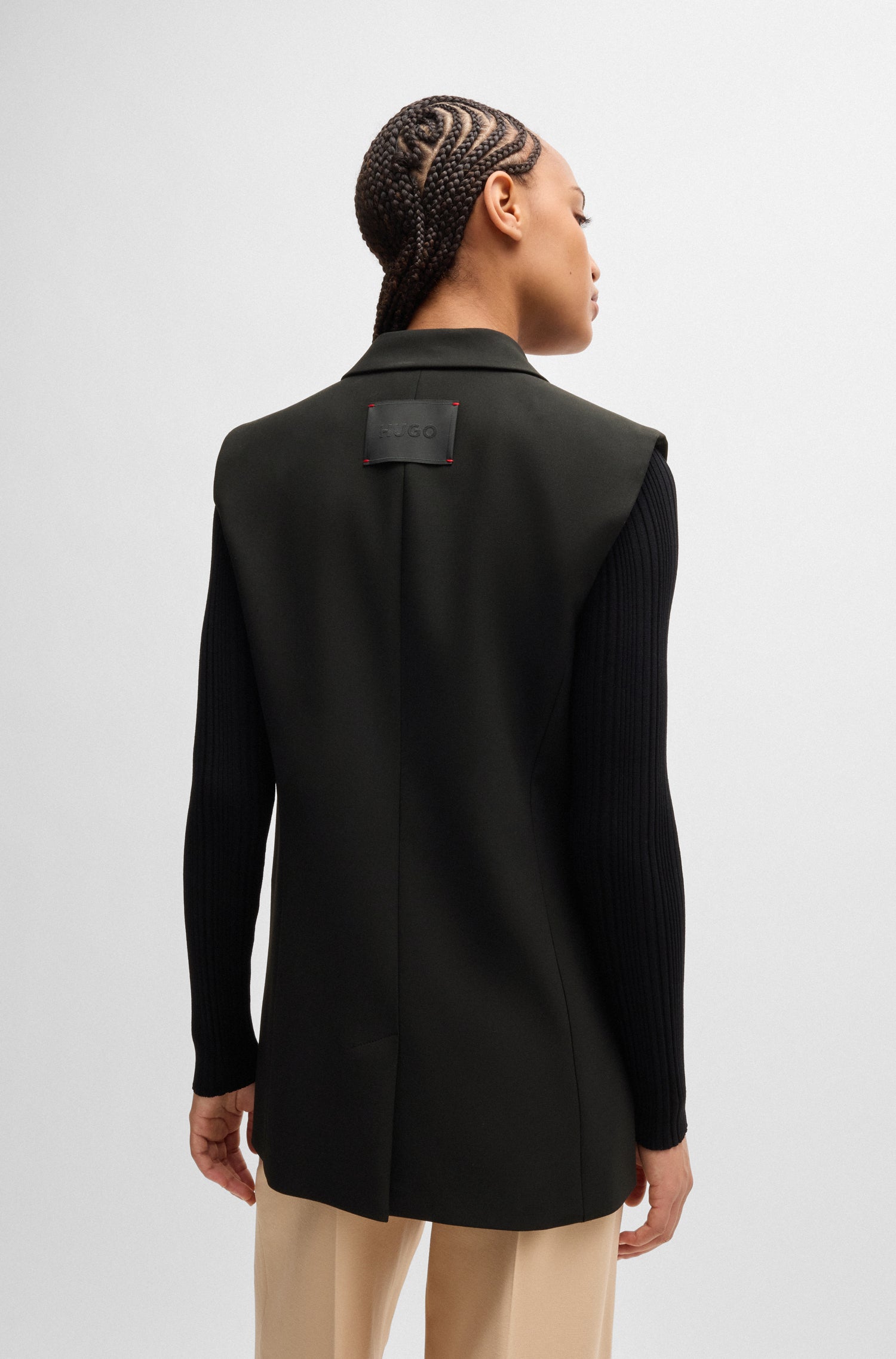 BLACK // BLAZERS AMADERA