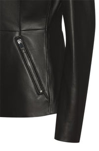 BLACK // LEATHER SASILIA