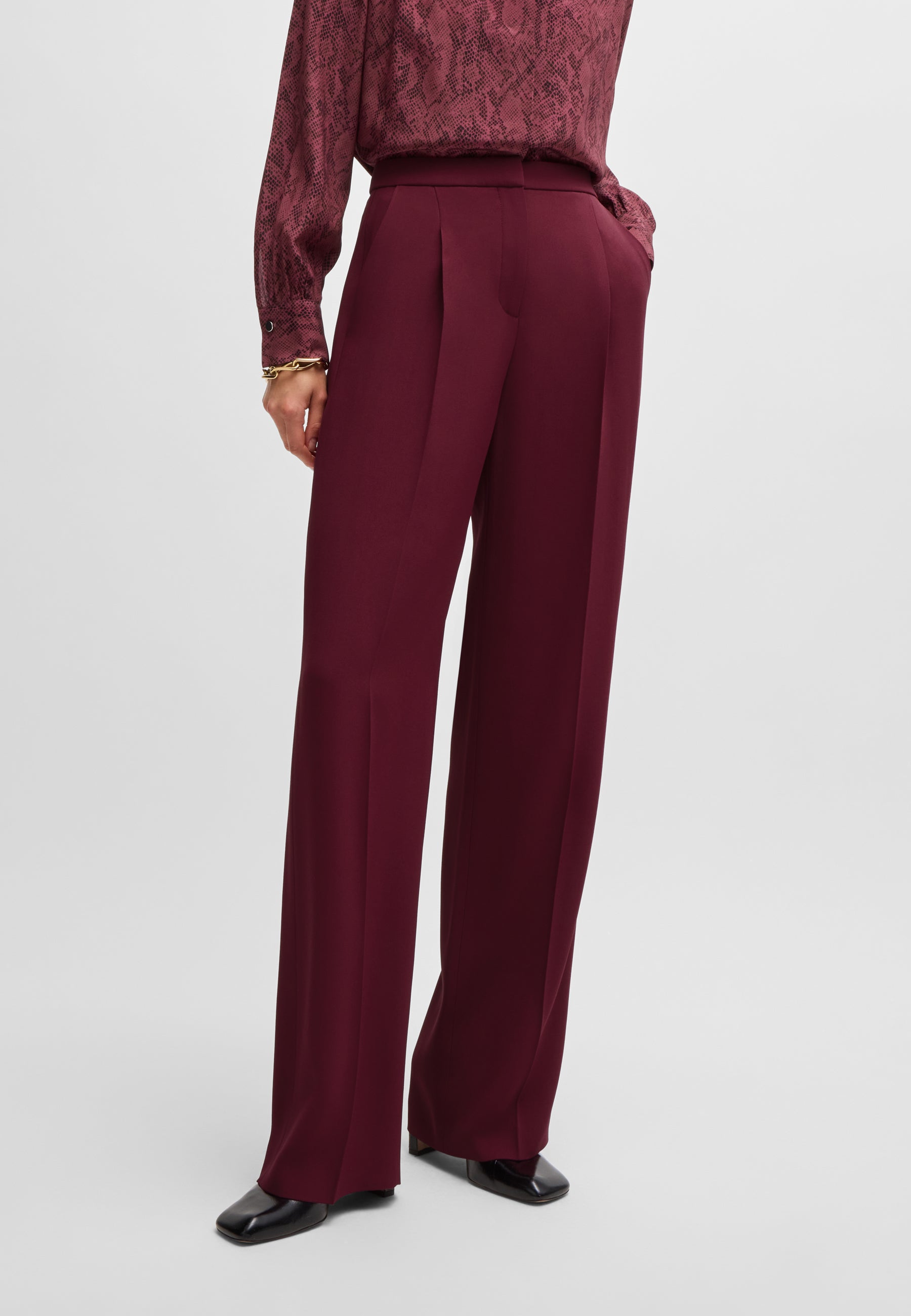 DARK RED // FORMAL TROUSERS TOZERA