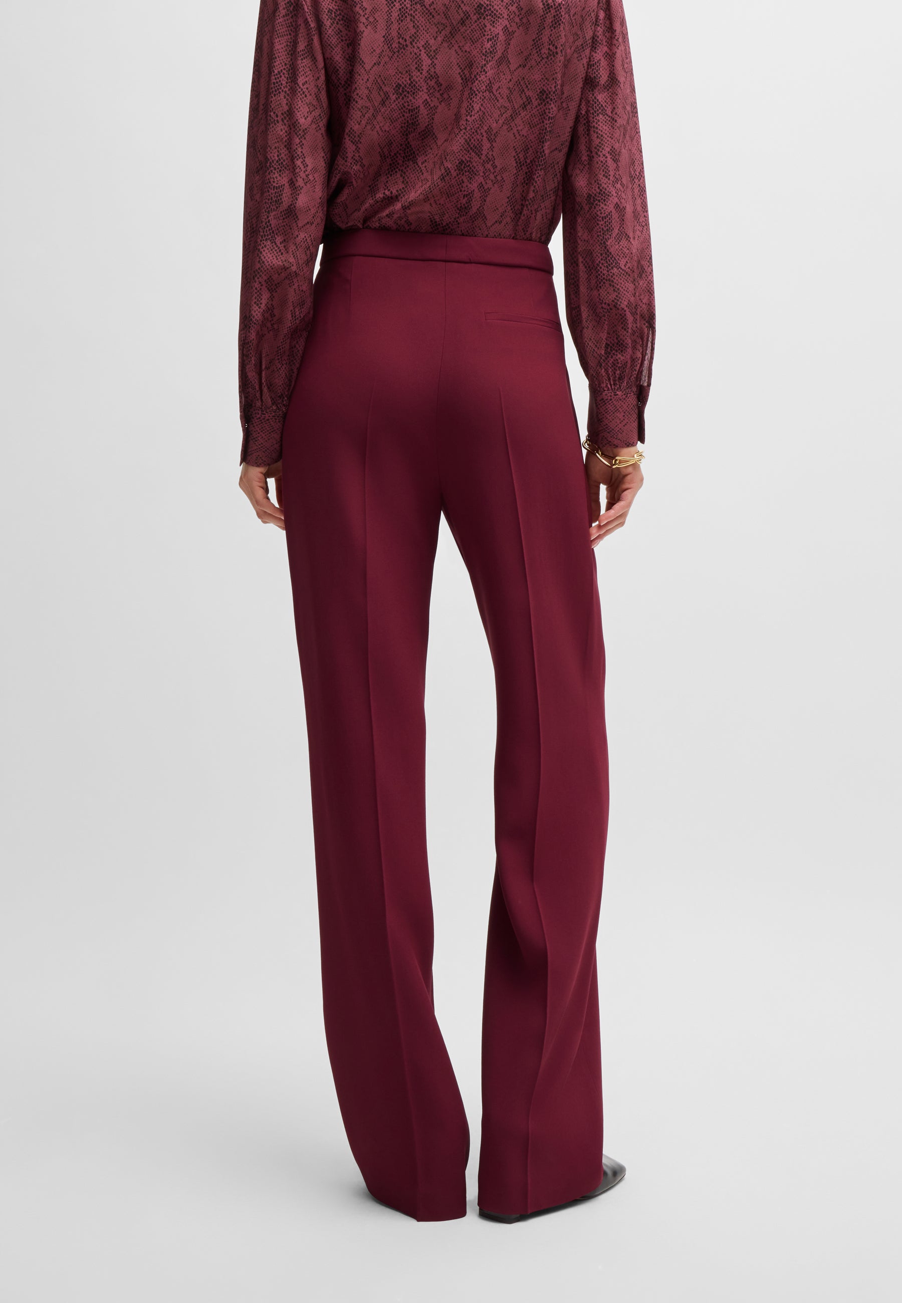 DARK RED // FORMAL TROUSERS TOZERA
