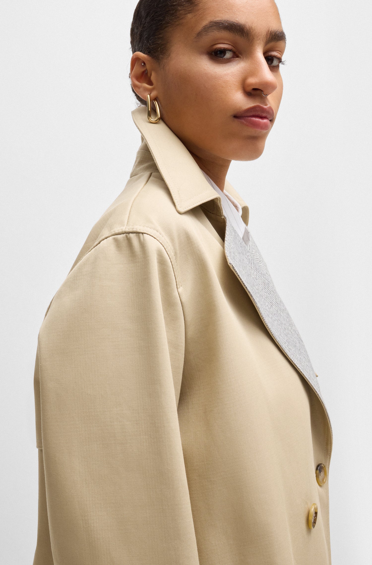 LIGHT BEIGE // FORMAL COATS CIFENA