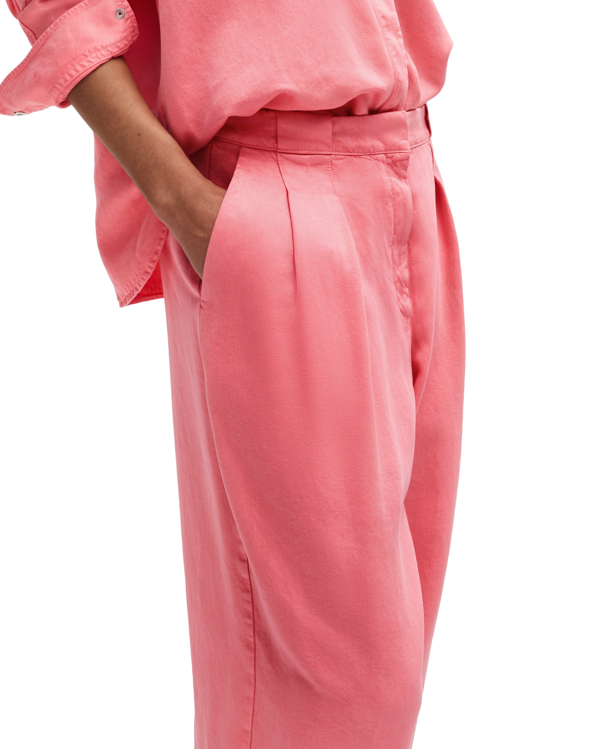 LIGHT & PASTEL PINK // CASUAL TROUSERS C_TIMBAT