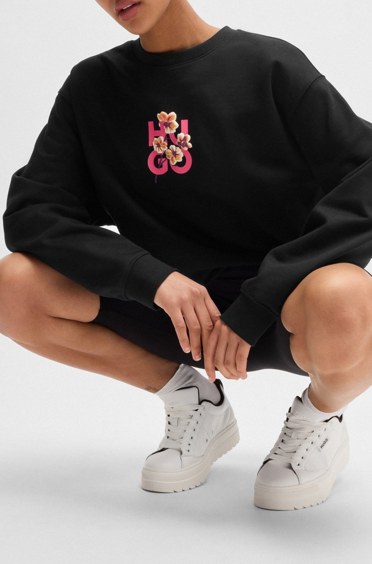 Classic Sweatshirt - Black