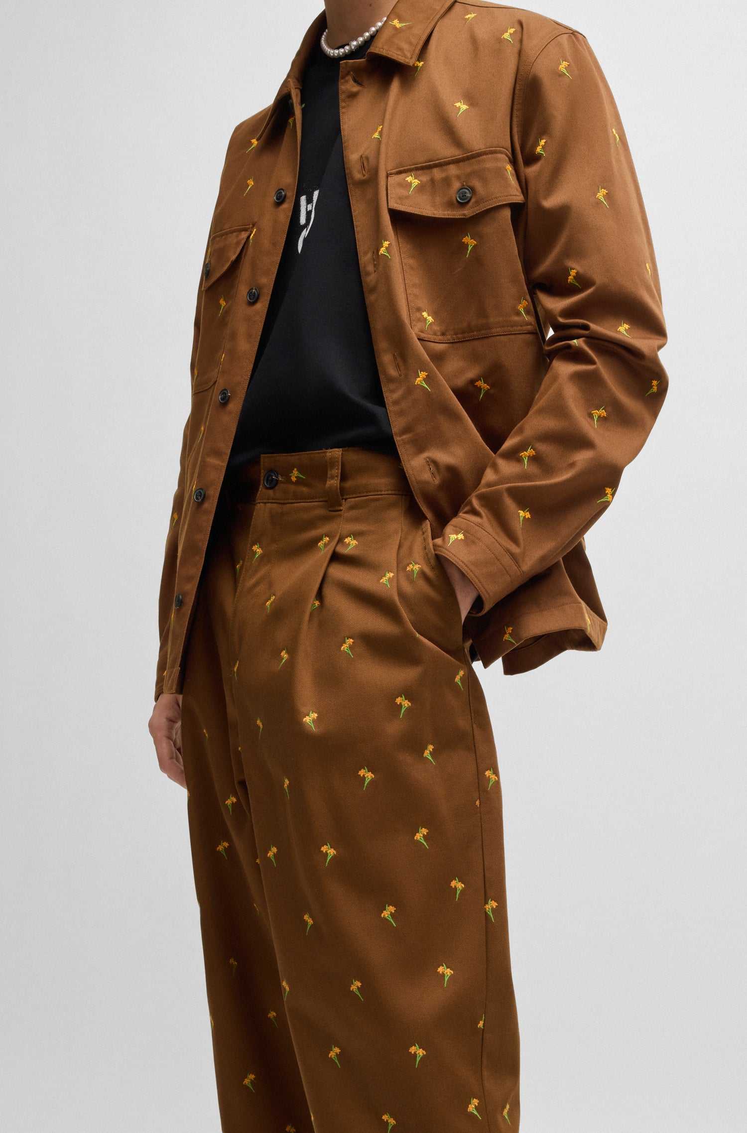 MEDIUM BROWN // CASUAL TROUSERS RENAR243