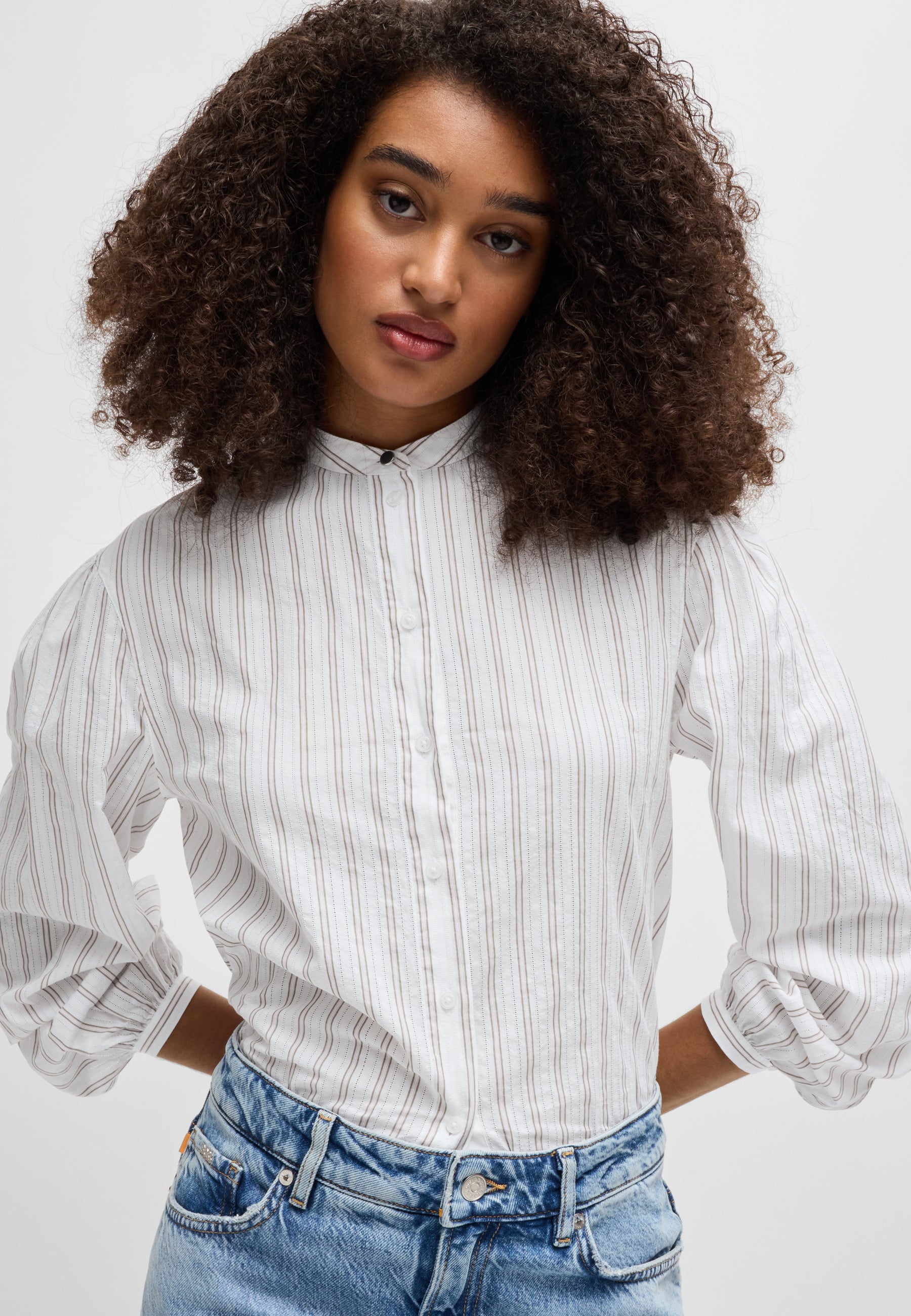 WHITE // CASUAL BLOUSES C_BILAST