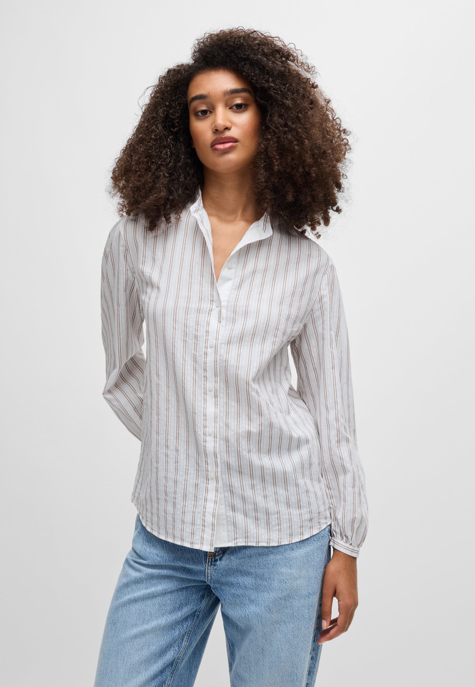 WHITE // CASUAL BLOUSES C_BILAST