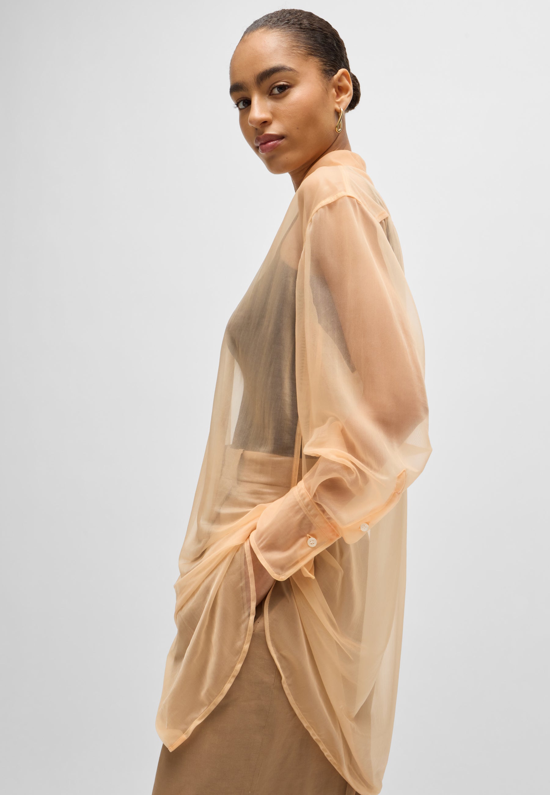 LIGHT & PASTEL ORANGE // TAILORED BLOUSES BAREID
