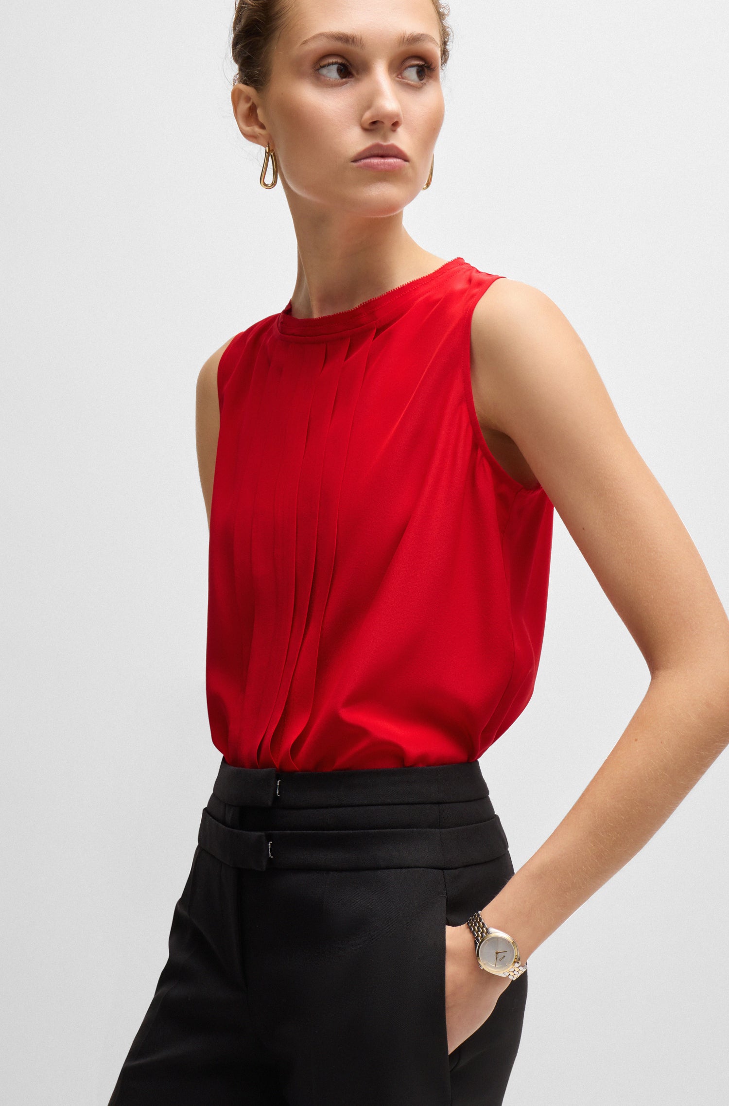 BRIGHT RED // TAILORED BLOUSES BEMIULA