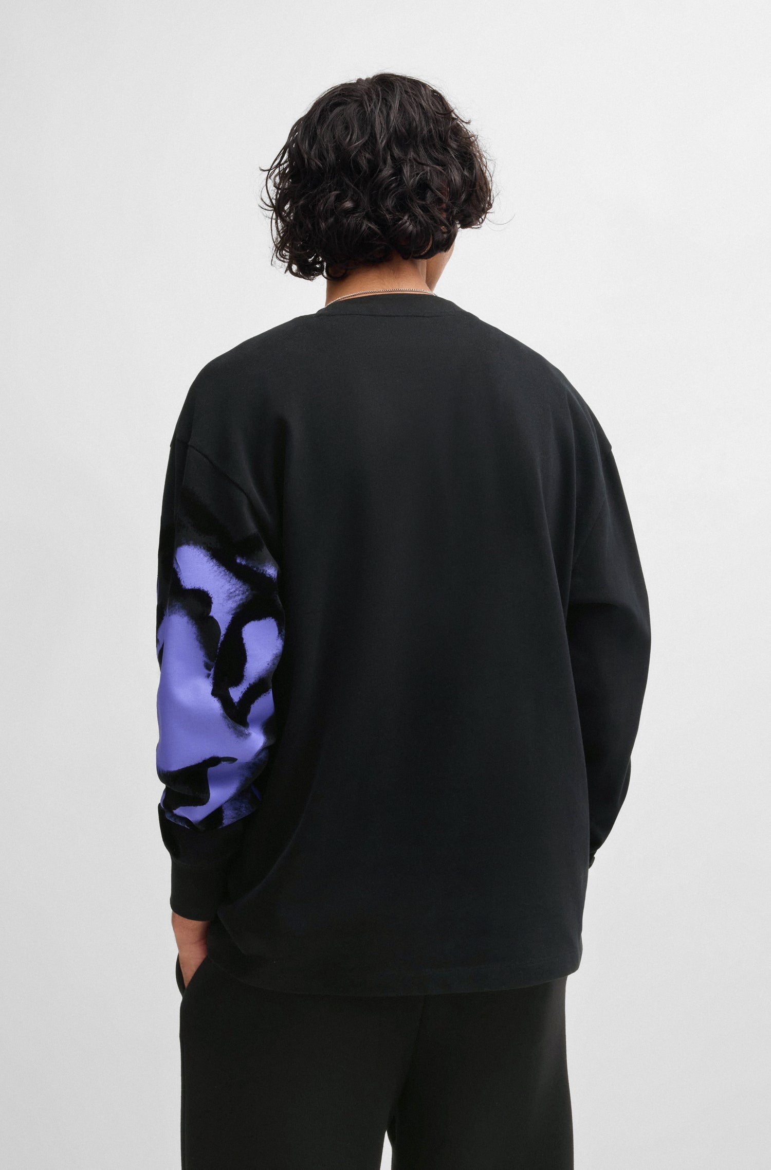 BLACK // SWEATSHIRTS DAPURLSLI