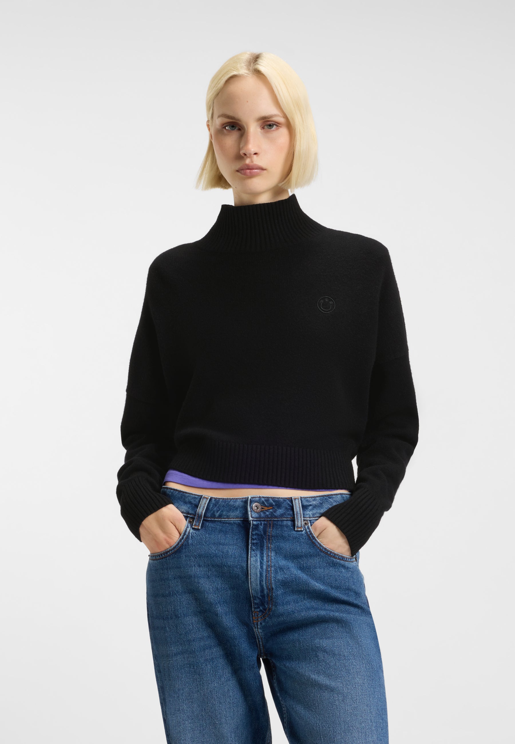 BLACK // SWEATERS SESTY_B