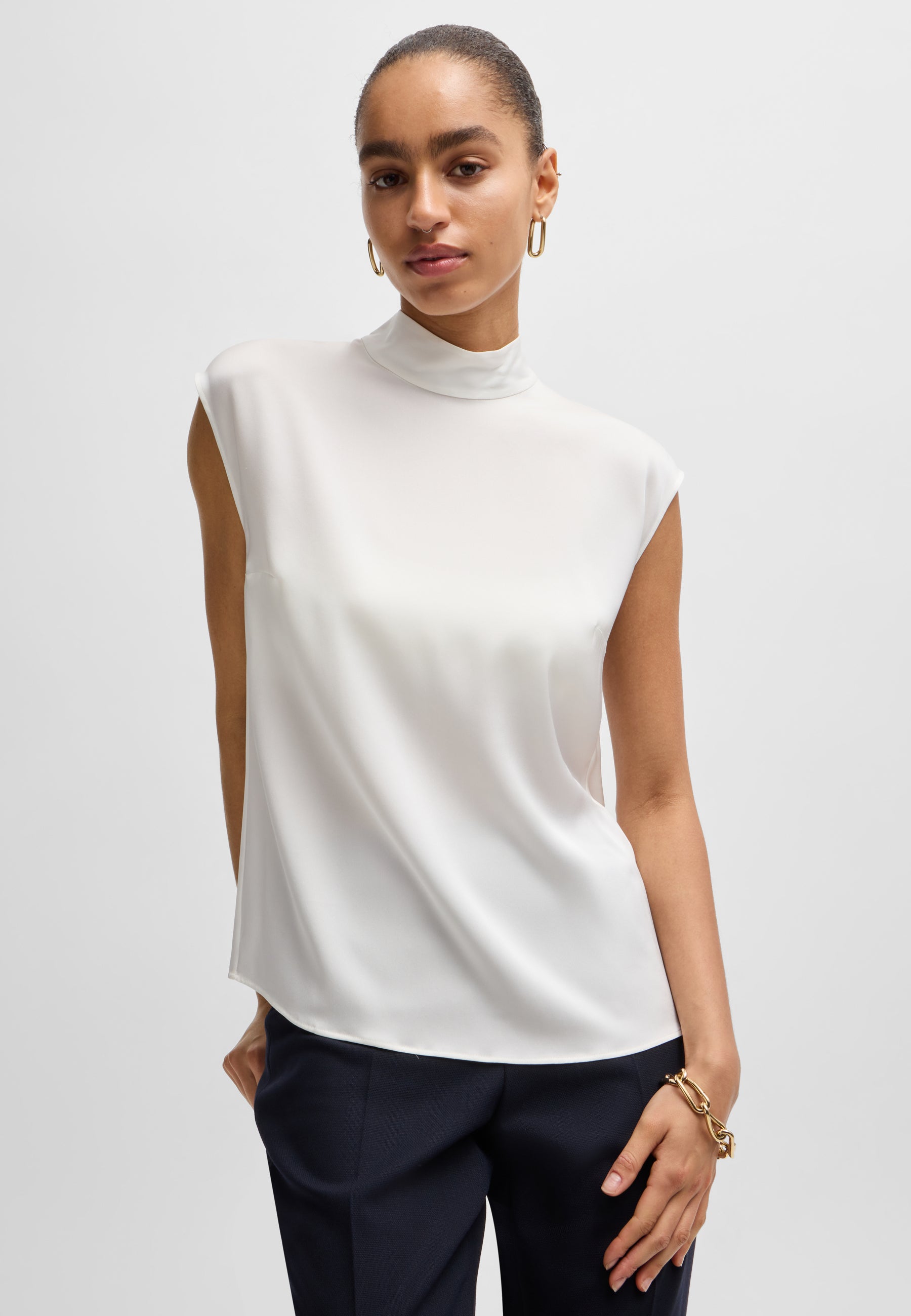 OPEN WHITE // TAILORED BLOUSES BIDRIZ