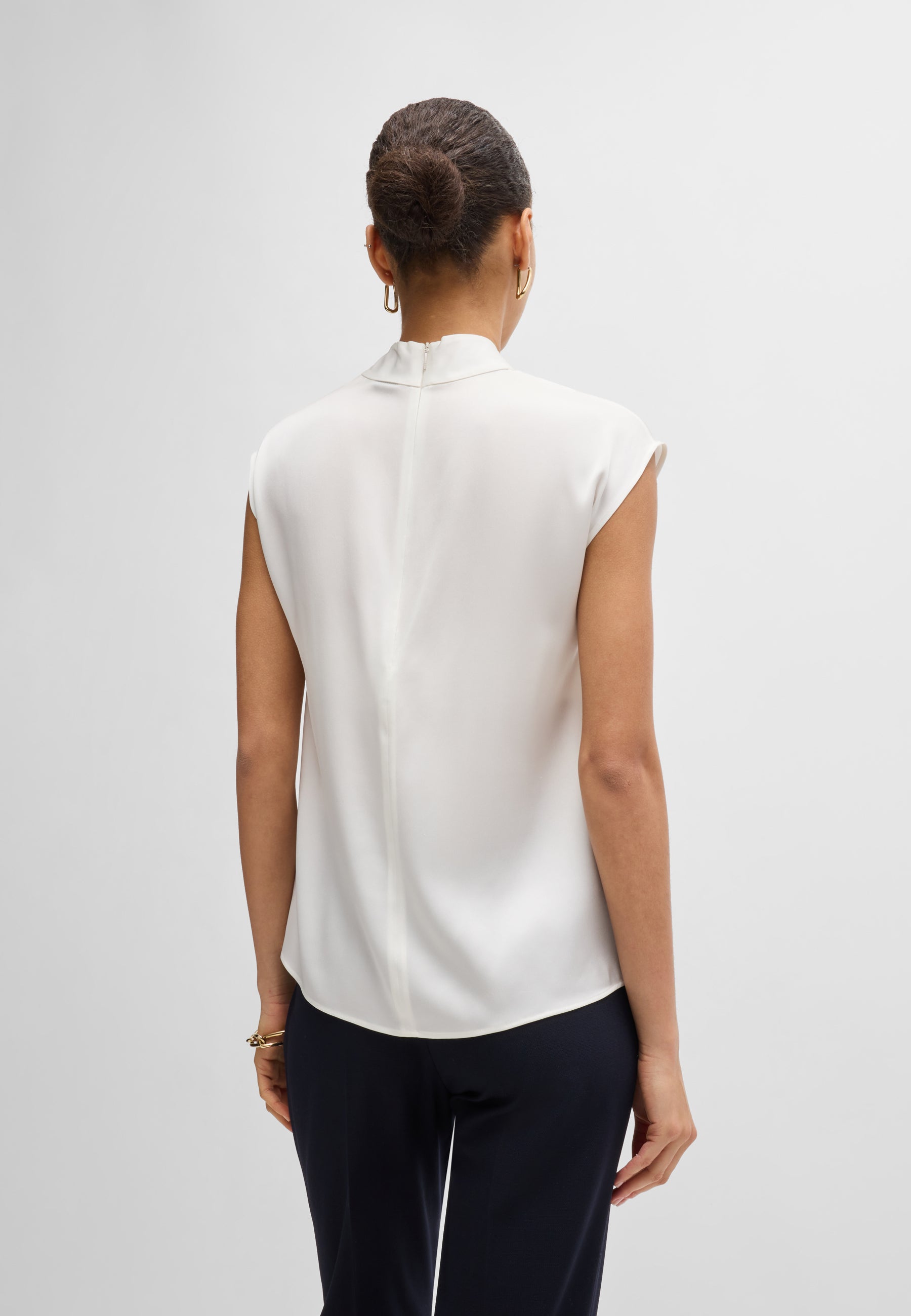 OPEN WHITE // TAILORED BLOUSES BIDRIZ