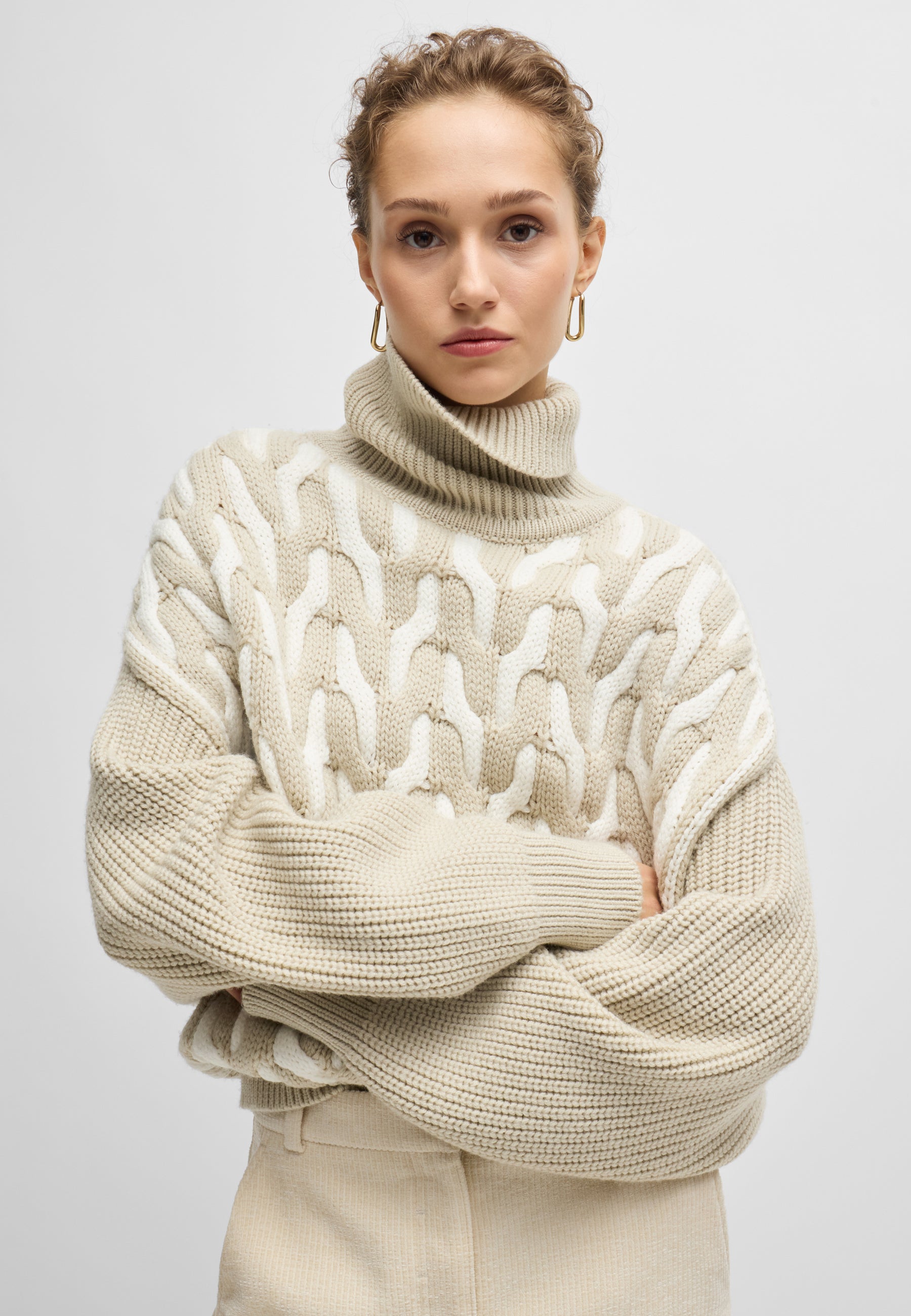 OPEN MISCELLANEOUS // SWEATERS FERDOLIA