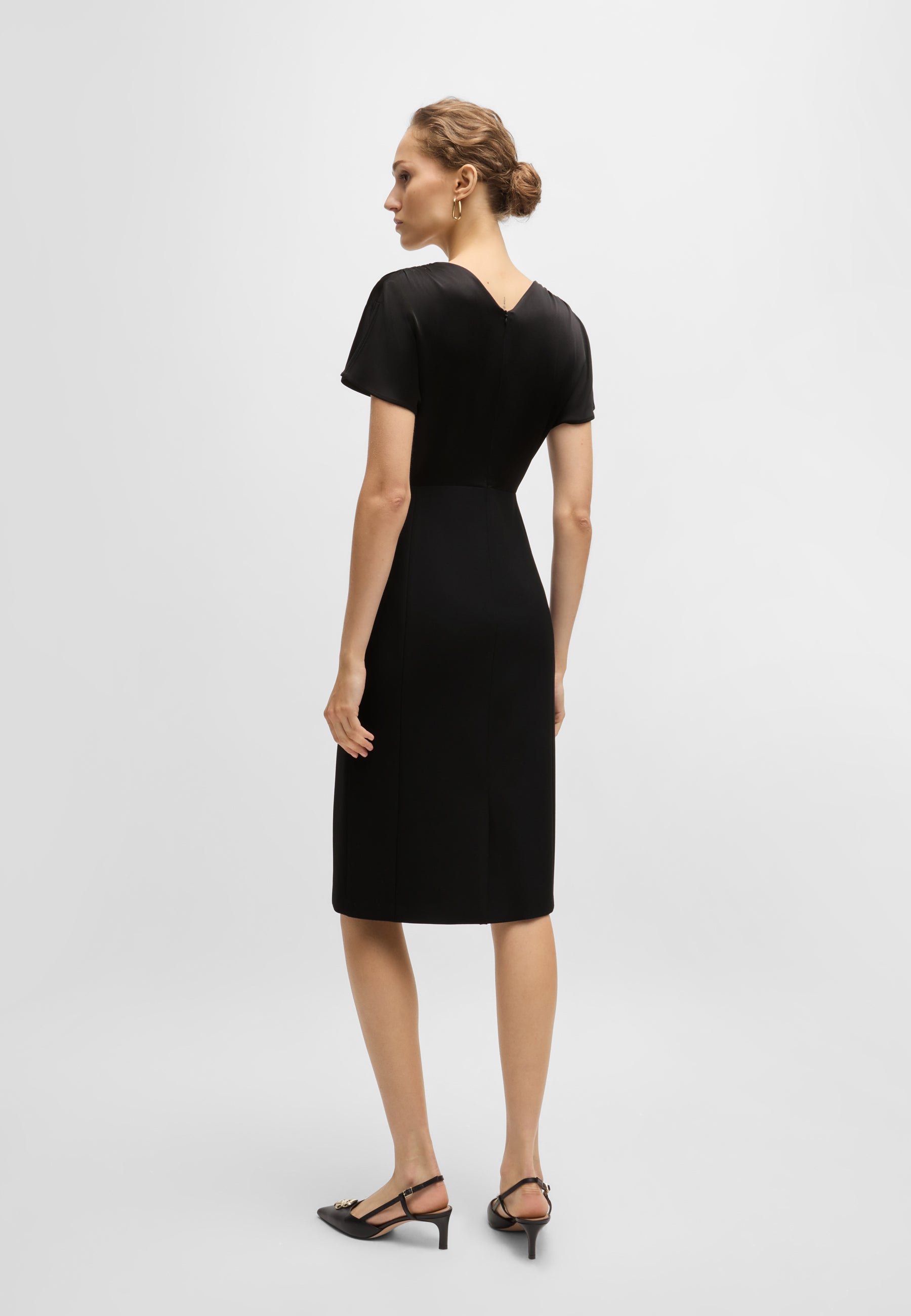 BLACK // BUSINESS DRESSES DIJETA