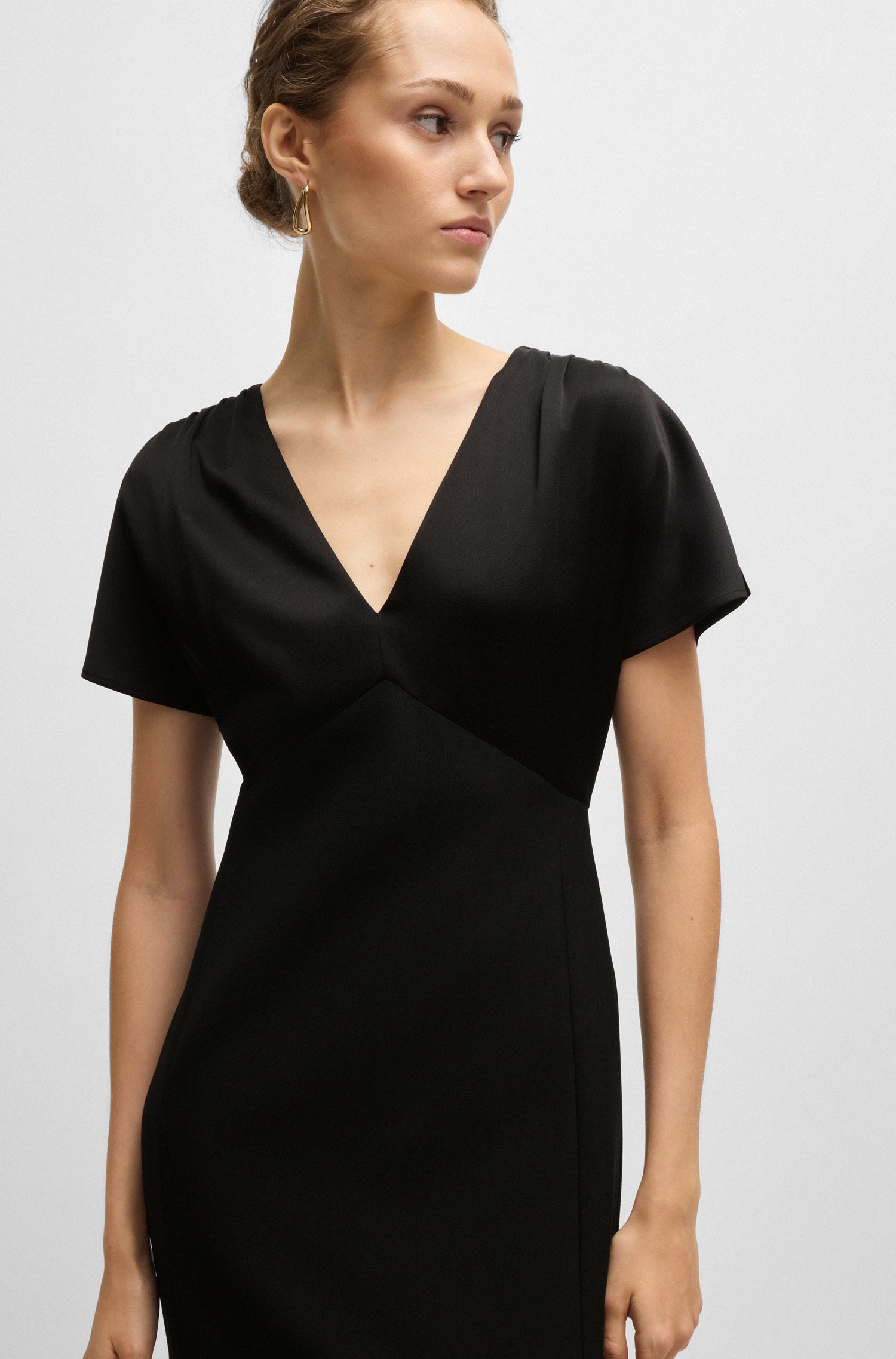 BLACK // BUSINESS DRESSES DIJETA