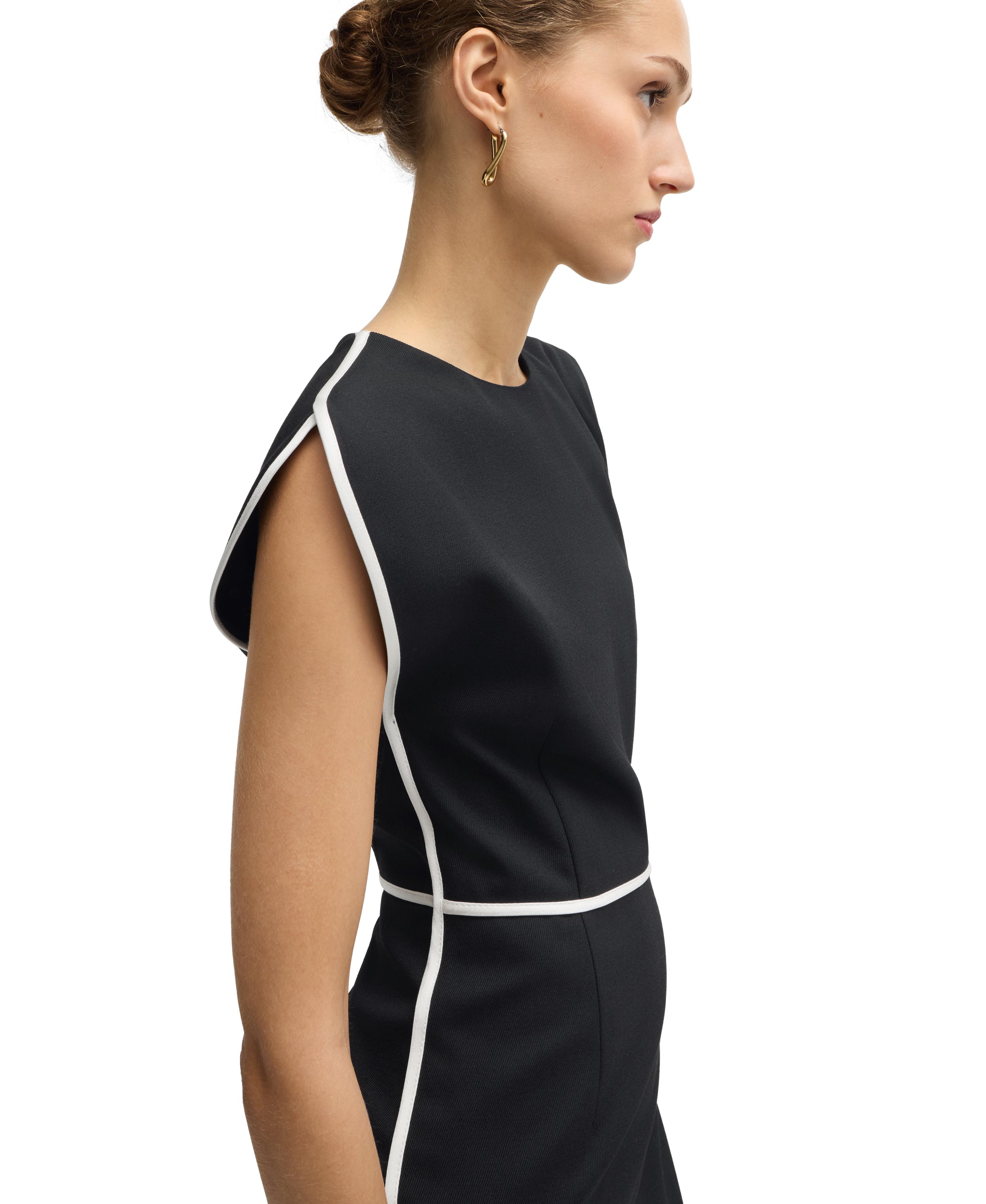 BLACK // BUSINESS DRESSES DETIRA