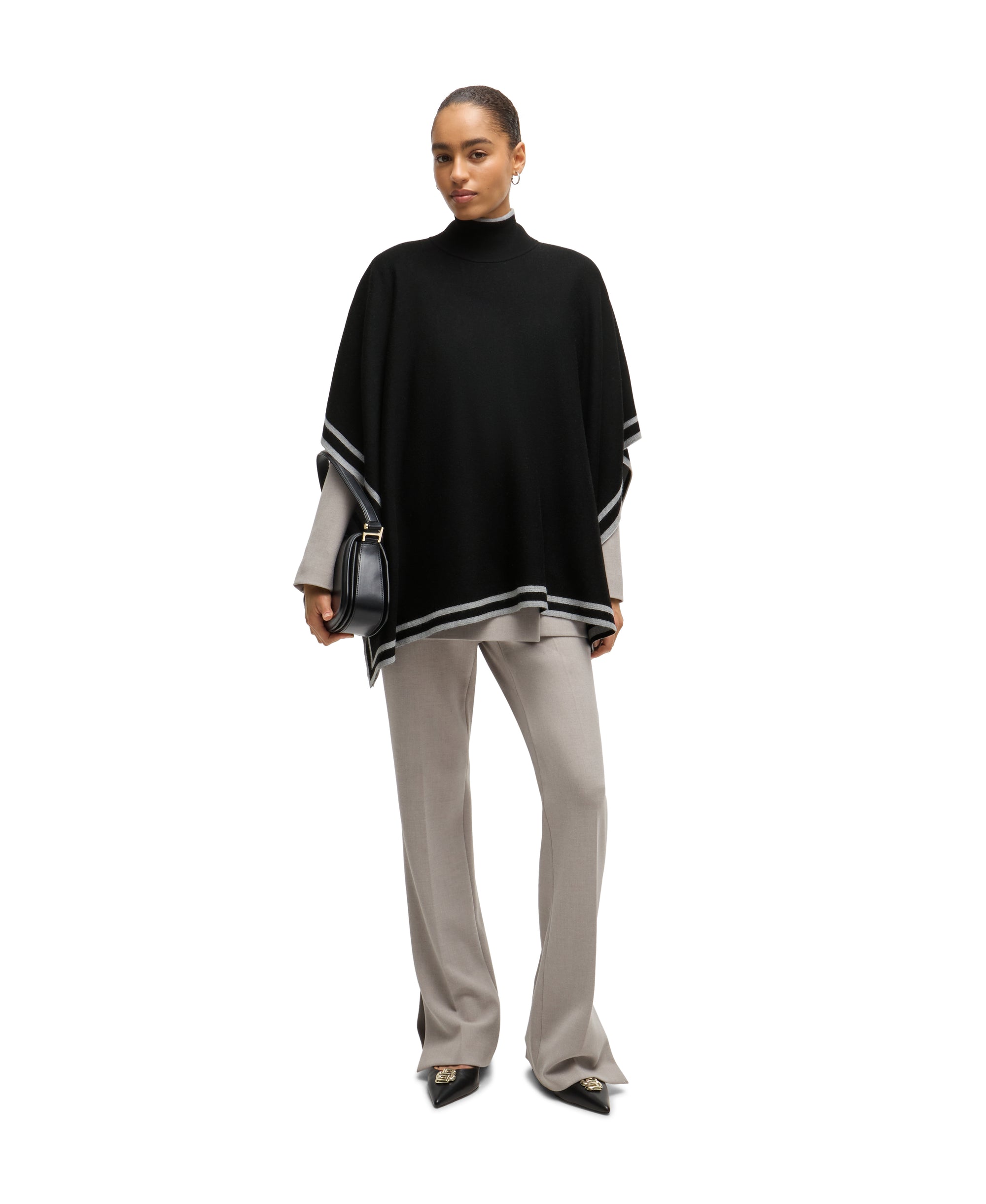 BLACK // KNITTED SCARF LALENA_PONCHO