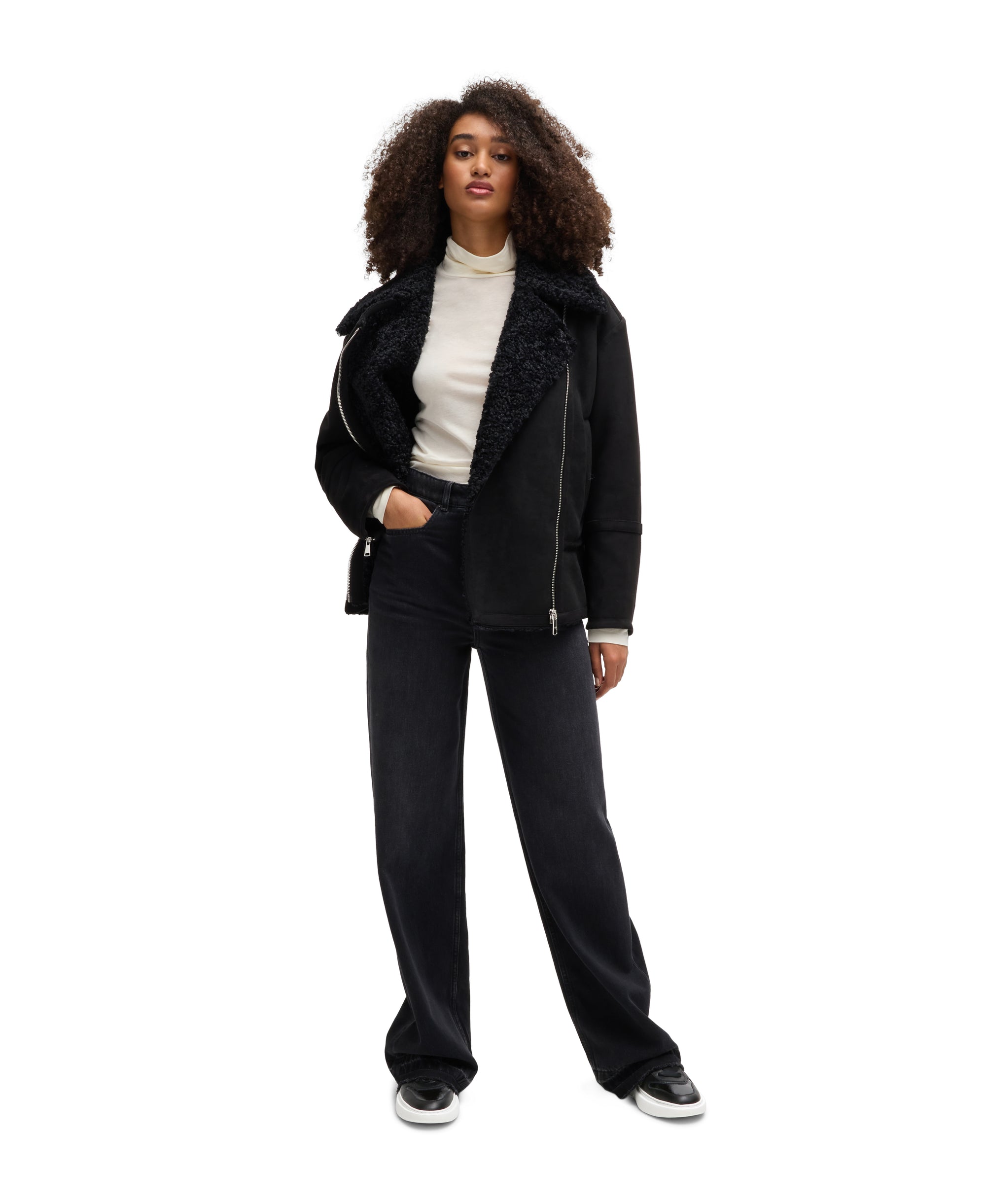 BLACK // TRAINERS AMBER_TENN_LTPT