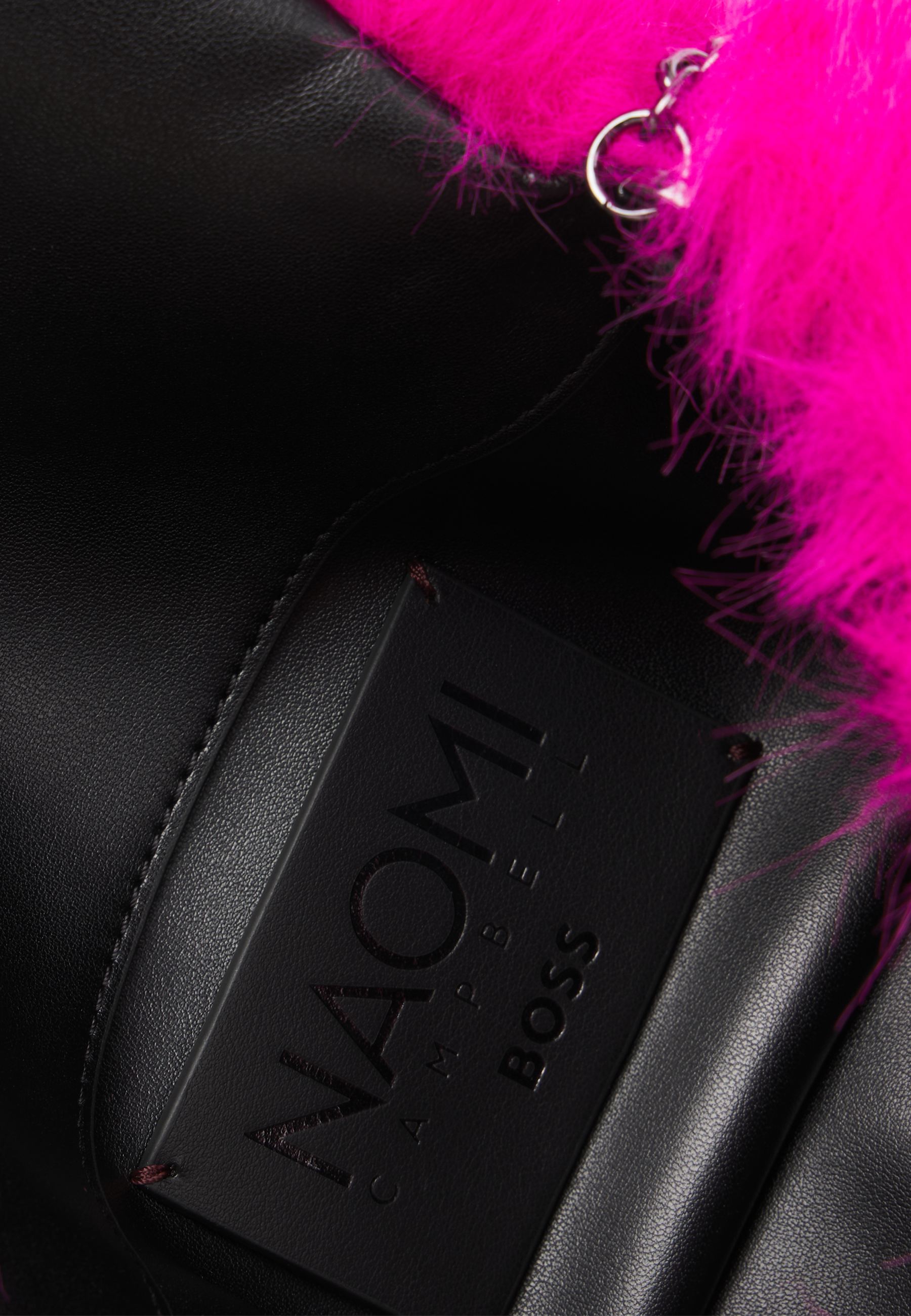 BRIGHT PINK // MINI BAGS & CLUTCHES TRAVELIZE CLUTCH FUR