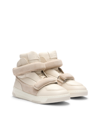 WHITE // TRAINERS TRAVELIZE_HITO_NASD2