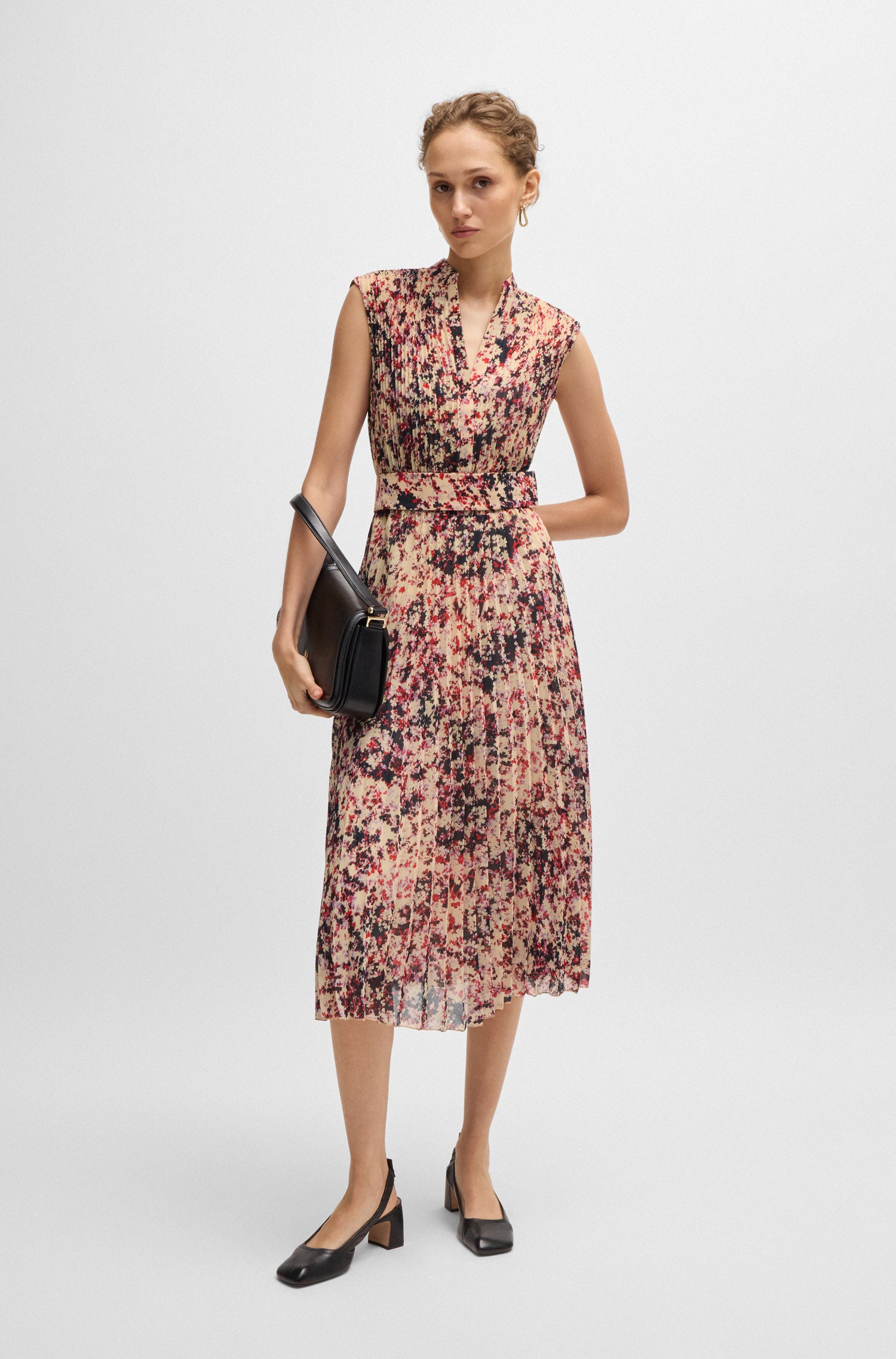 OPEN MISCELLANEOUS // BUSINESS DRESSES DILOH2
