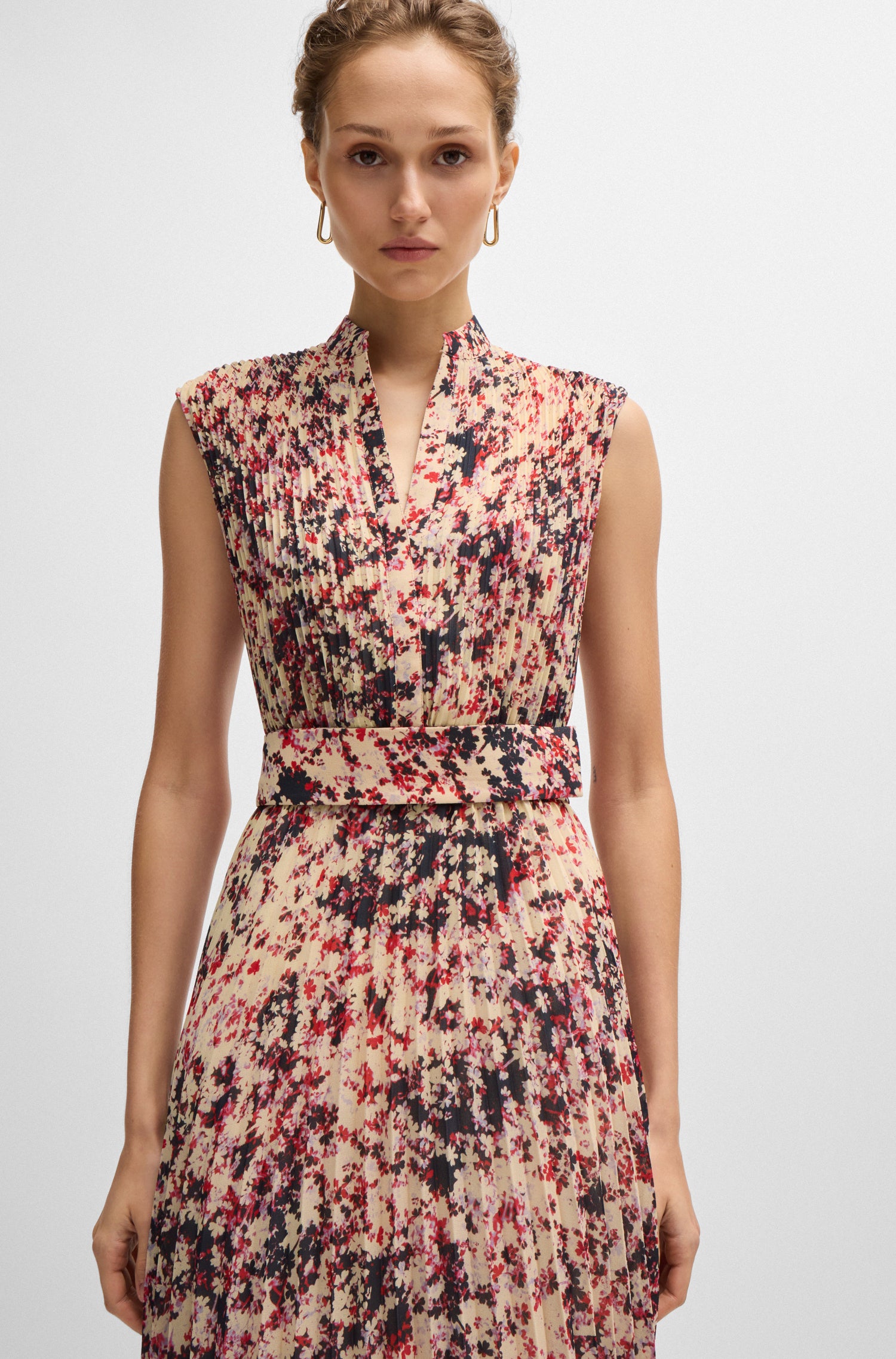OPEN MISCELLANEOUS // BUSINESS DRESSES DILOH2