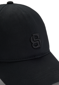 BLACK // WOVEN CAP ARI-B-ICON
