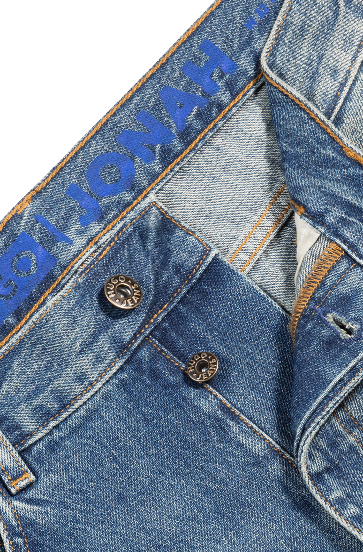HORS LIGNE // MEDIUM BLUE // JEANS JONAH