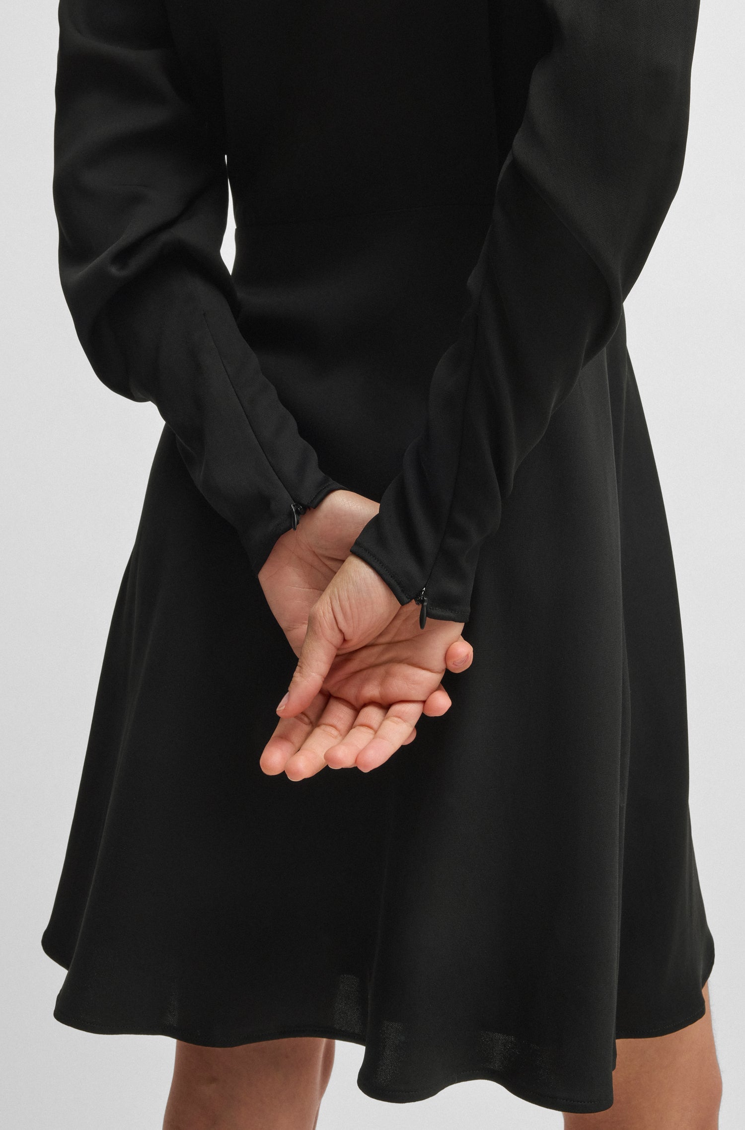 BLACK // DRESSES DIMKAI