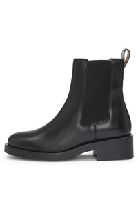 Iryna leather ankle boots - Black