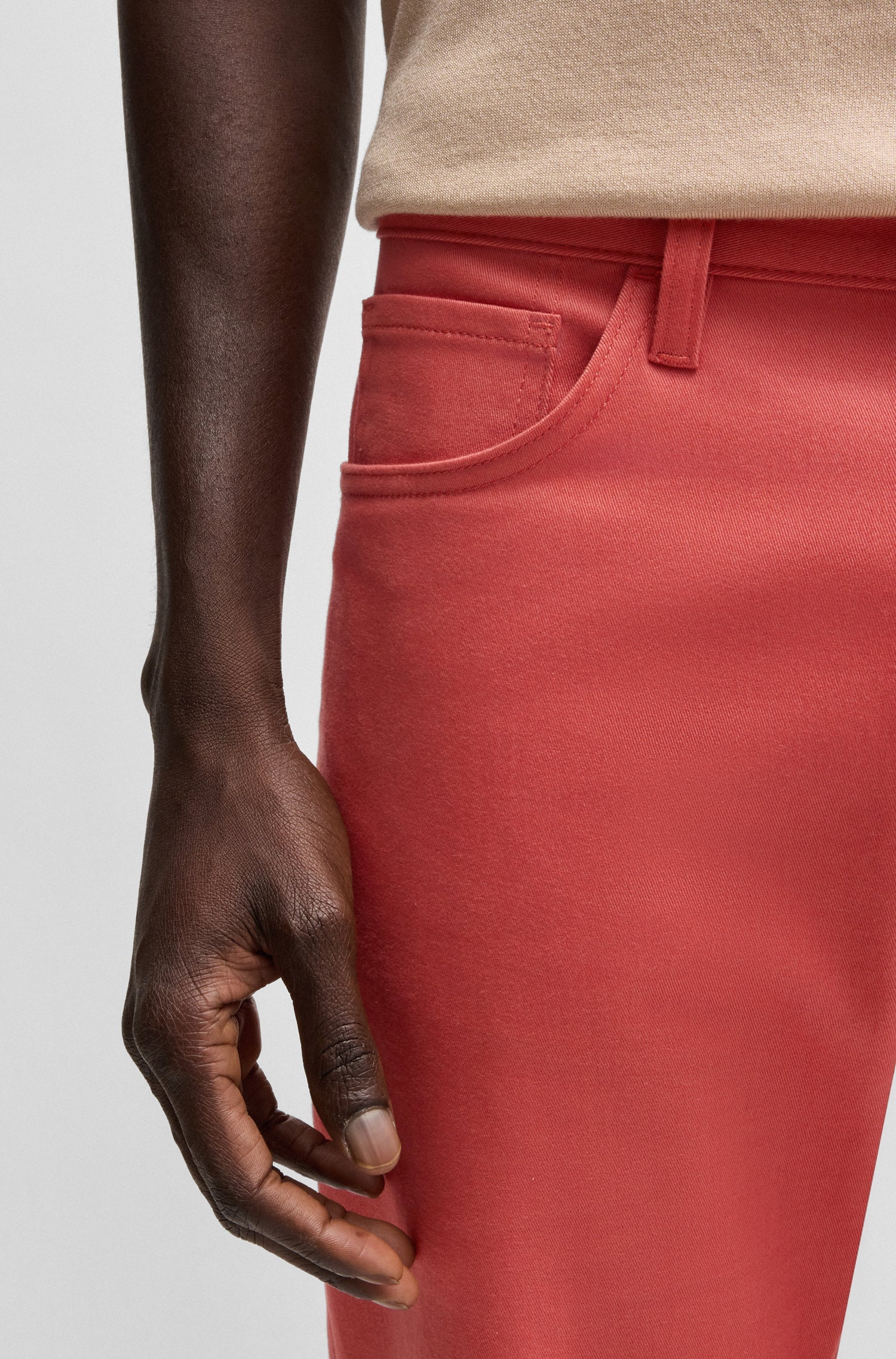 REF ADD // MEDIUM PINK // SHORTS TASANDRIA-D
